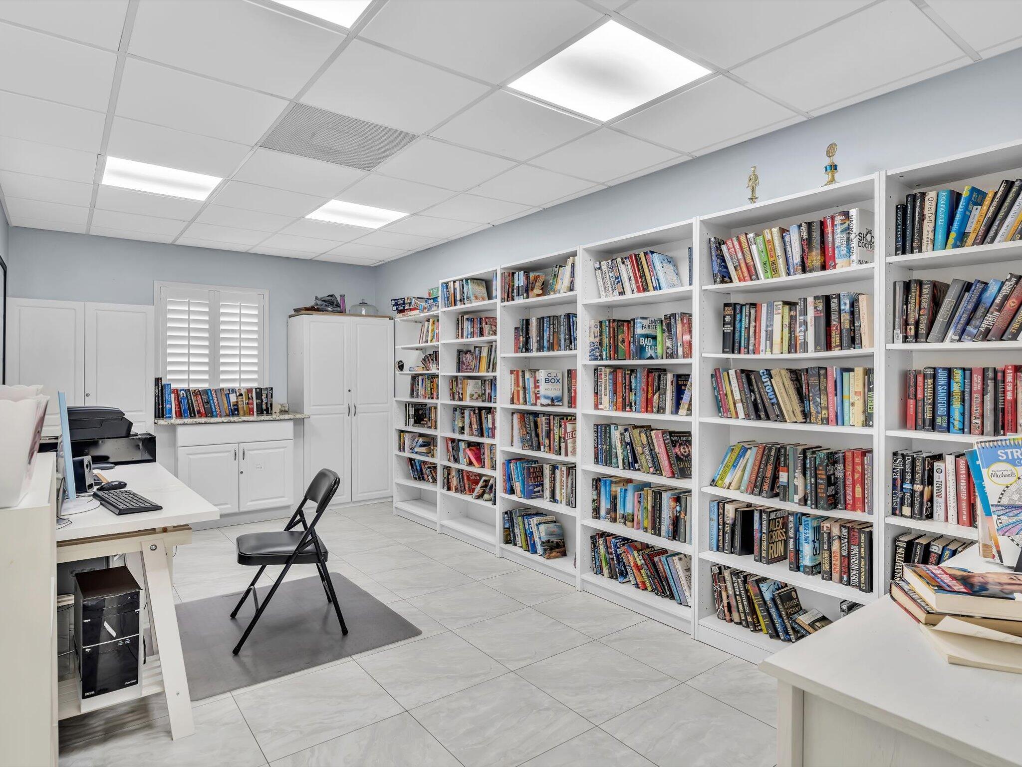 SABAL PINE CONDO - Residential
