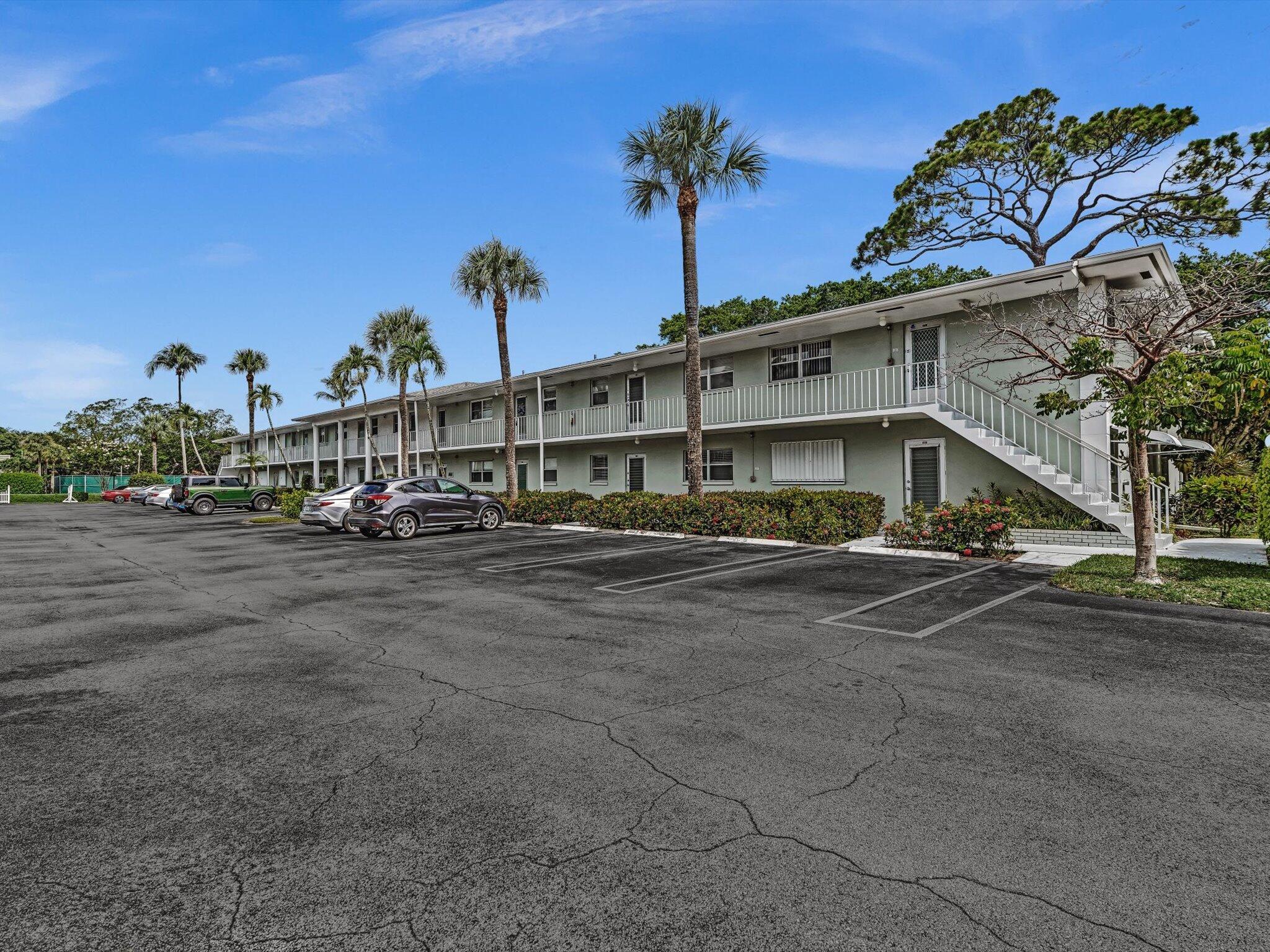 SABAL PINE CONDO - Residential