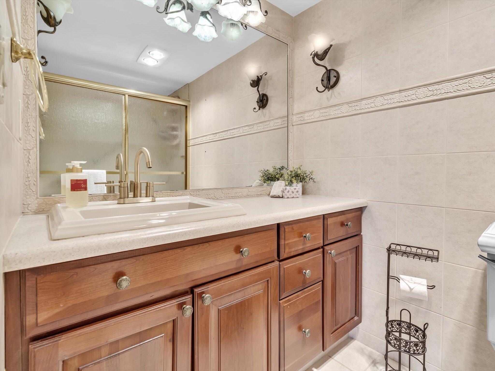 SABAL PINE CONDO - Residential