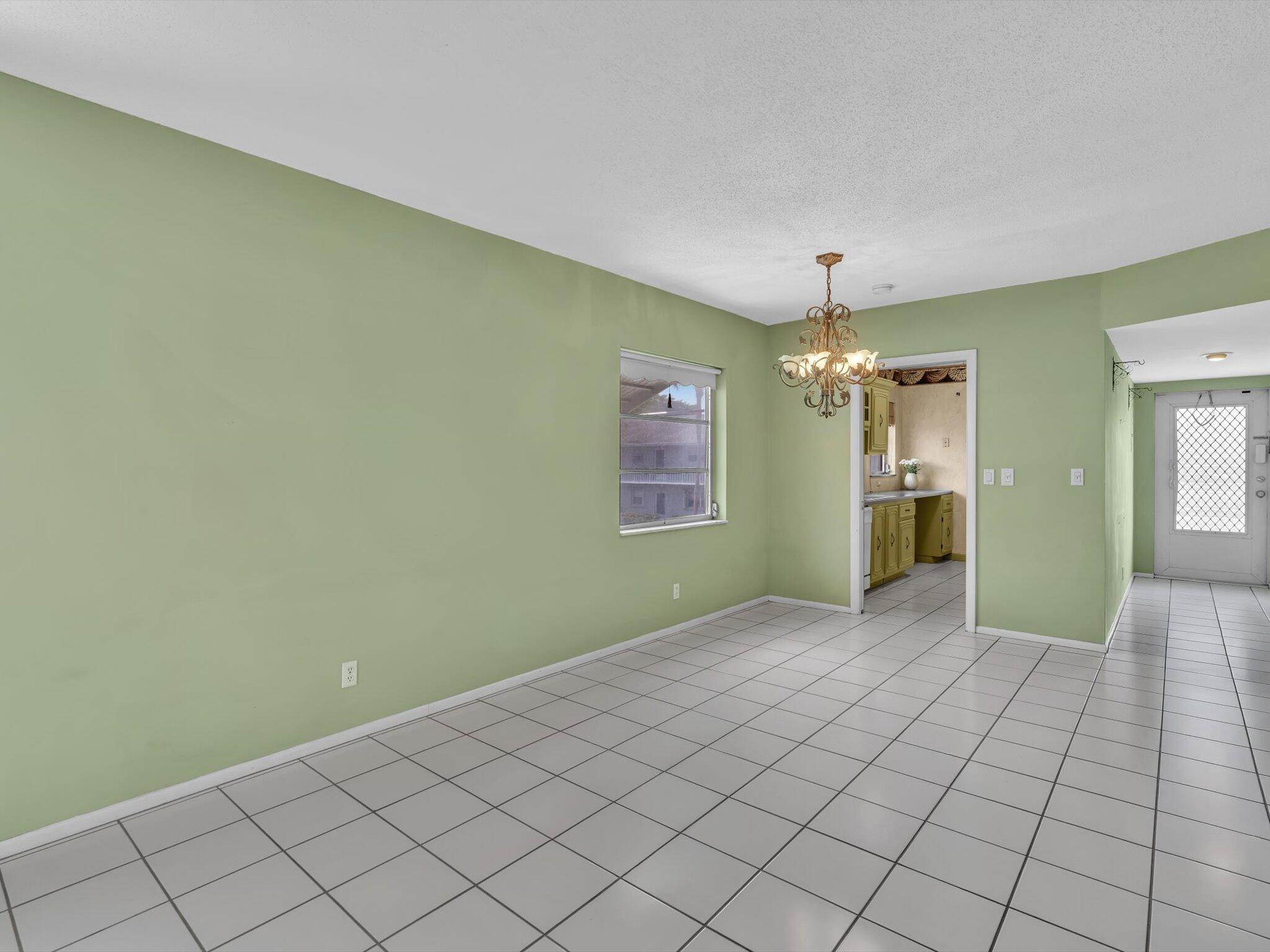 SABAL PINE CONDO - Residential
