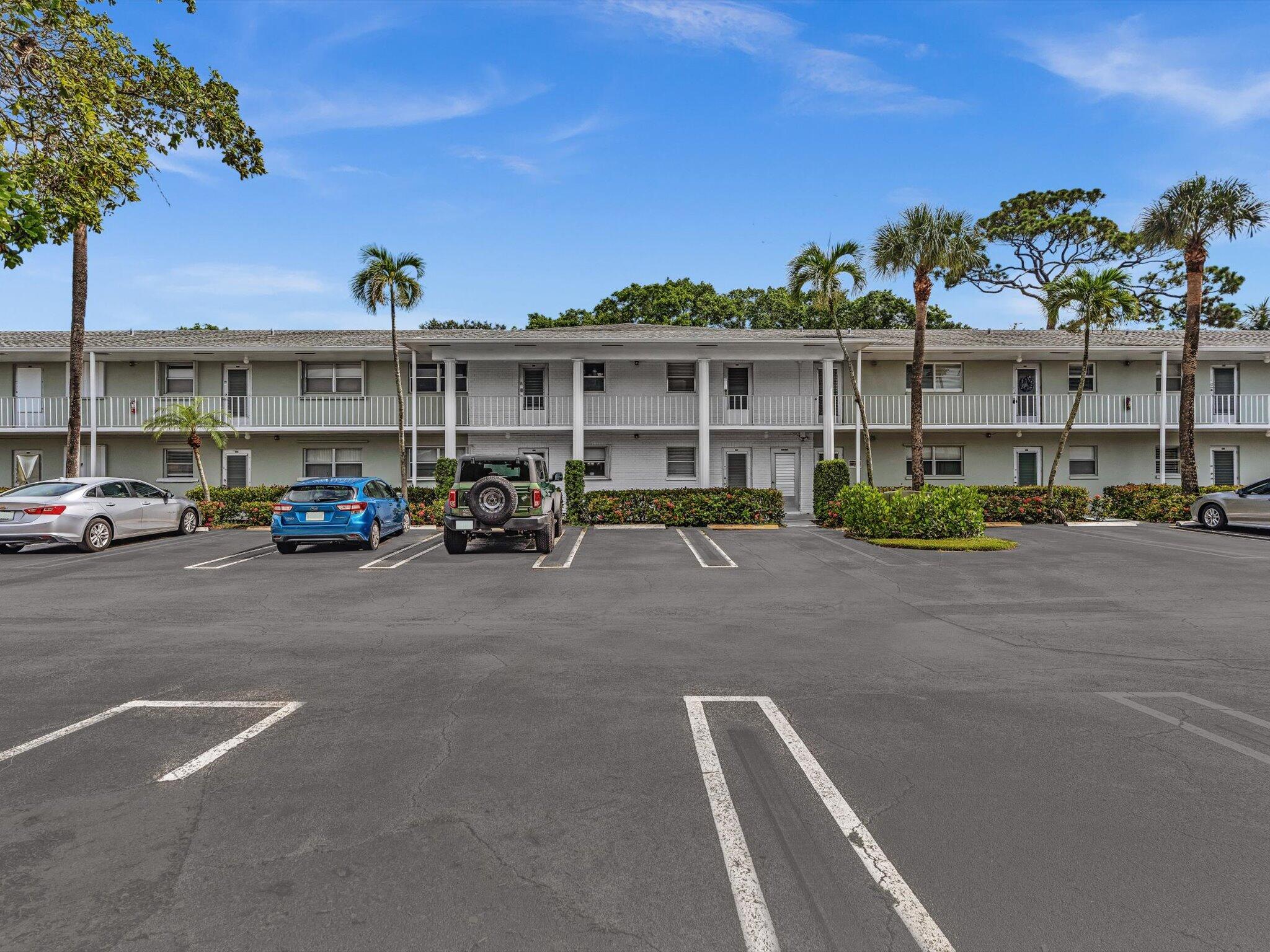 SABAL PINE CONDO - Residential