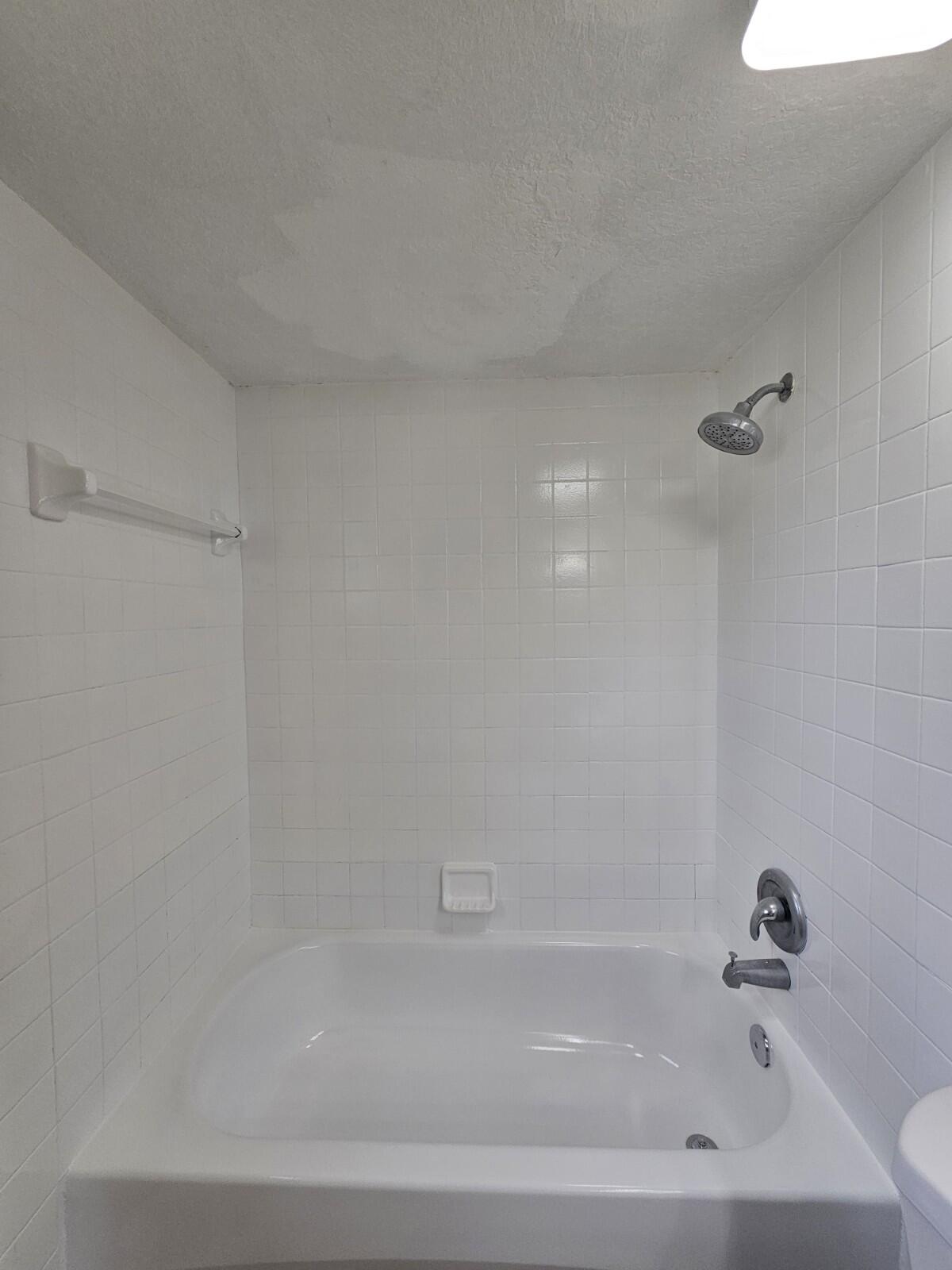 PALM BEACH PLACE CONDO - Residential Lease