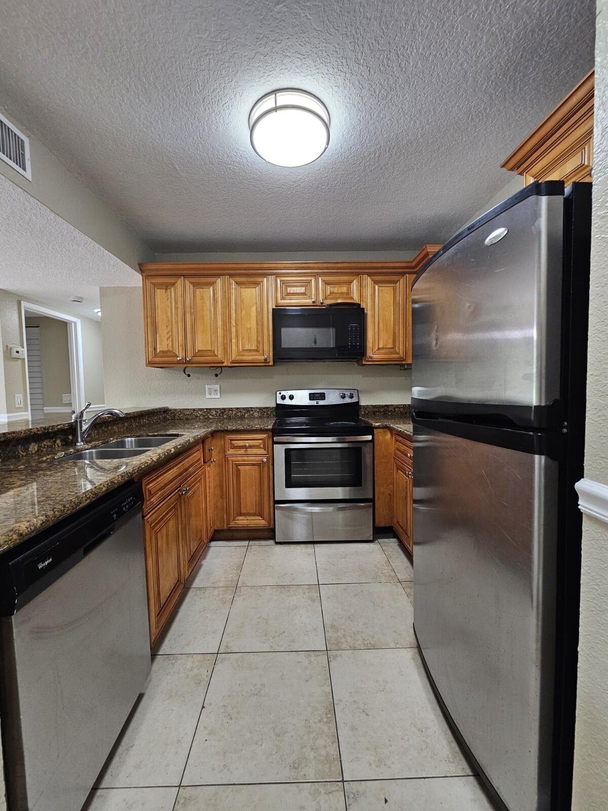 PALM BEACH PLACE CONDO - Residential Lease