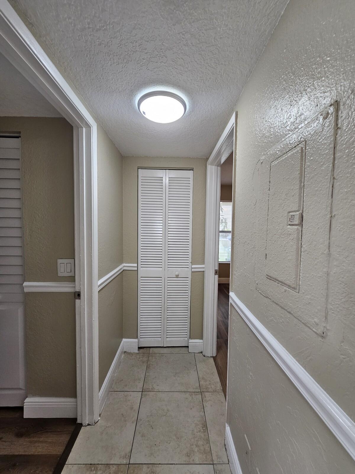 PALM BEACH PLACE CONDO - Residential Lease