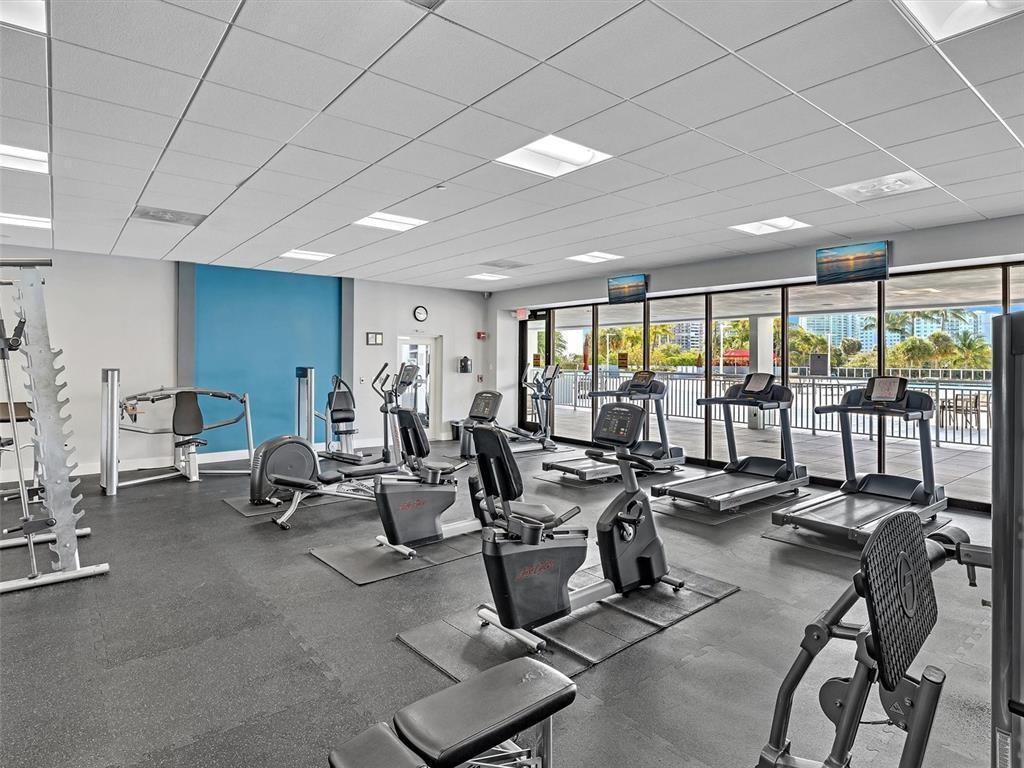 AVENTURA ELDORADO CONDO - Residential
