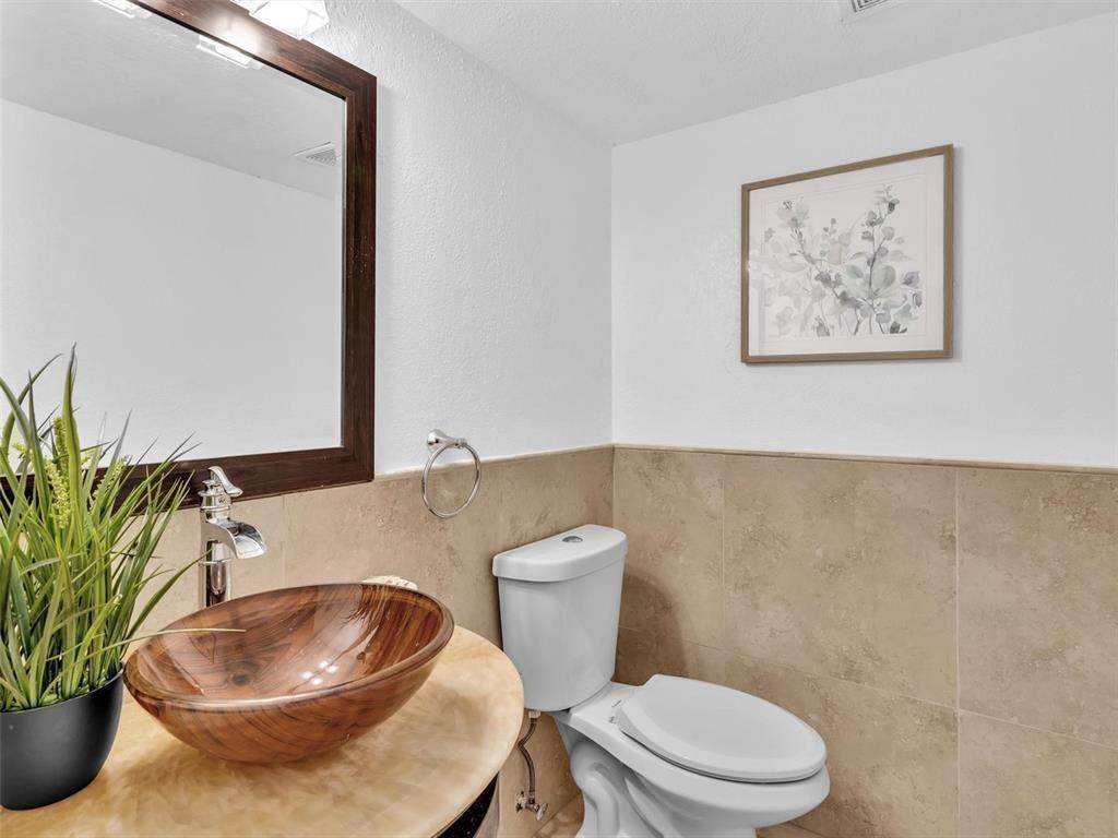 AVENTURA ELDORADO CONDO - Residential