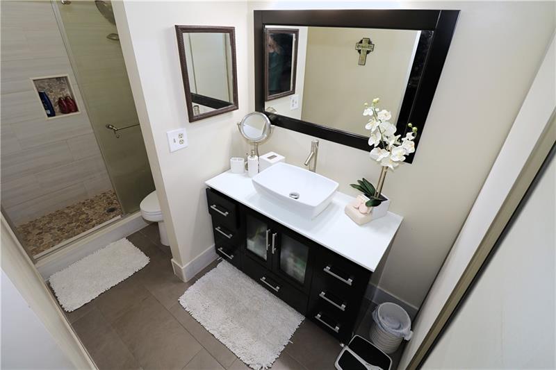Golden Raintree V - Residential
