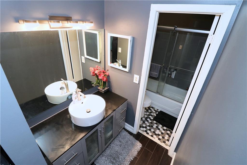Golden Raintree V - Residential