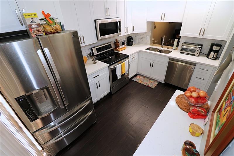 Golden Raintree V - Residential