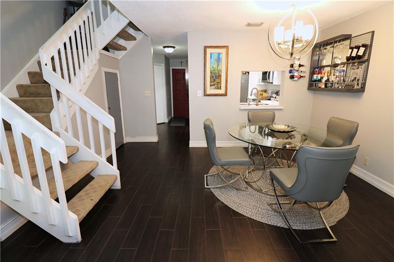 Golden Raintree V - Residential