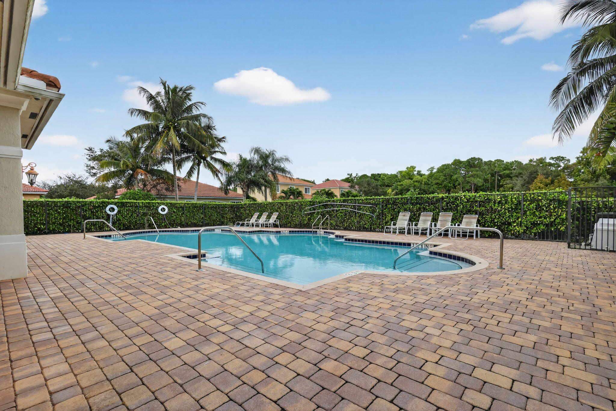 SAGEWOOD - Residential