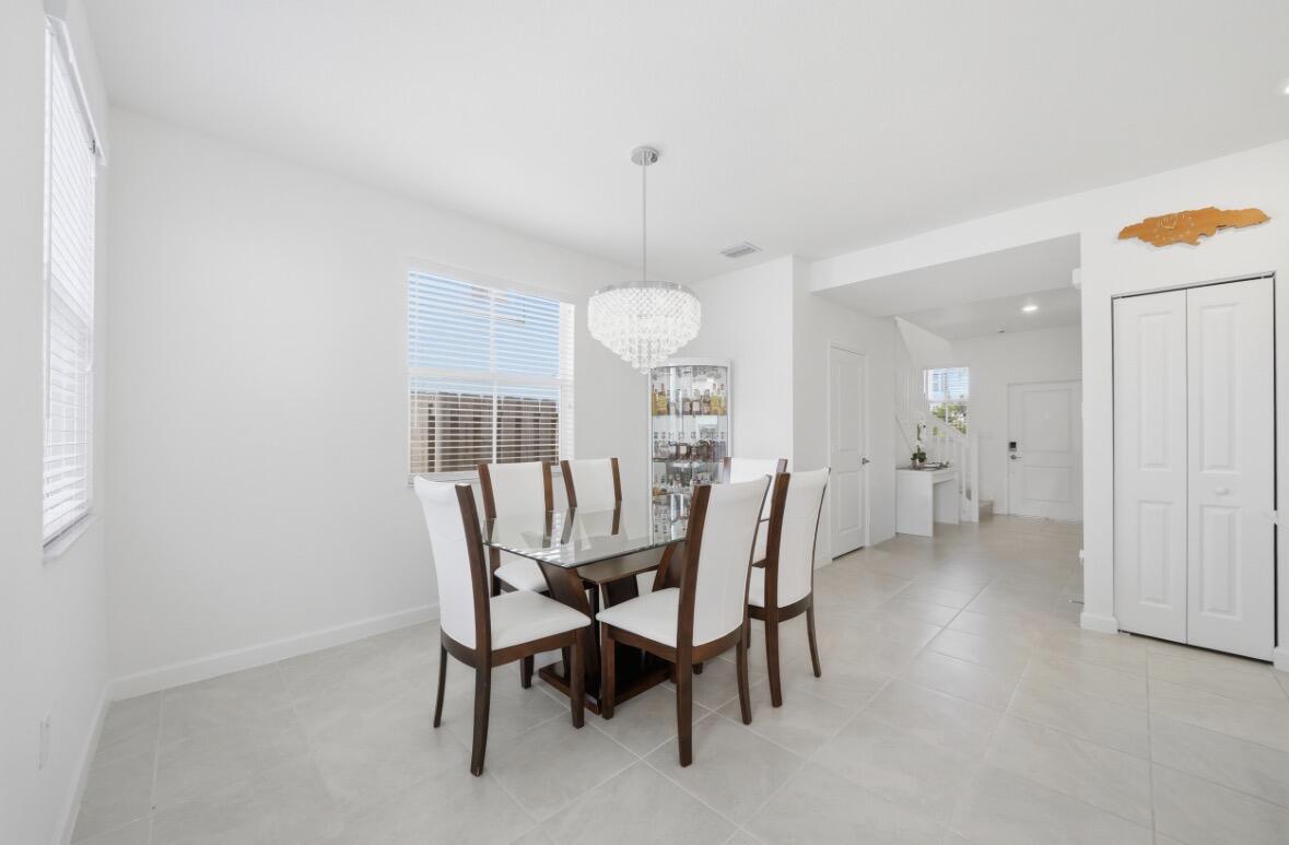 GOLF PARK SEC 1 - Residential Lease