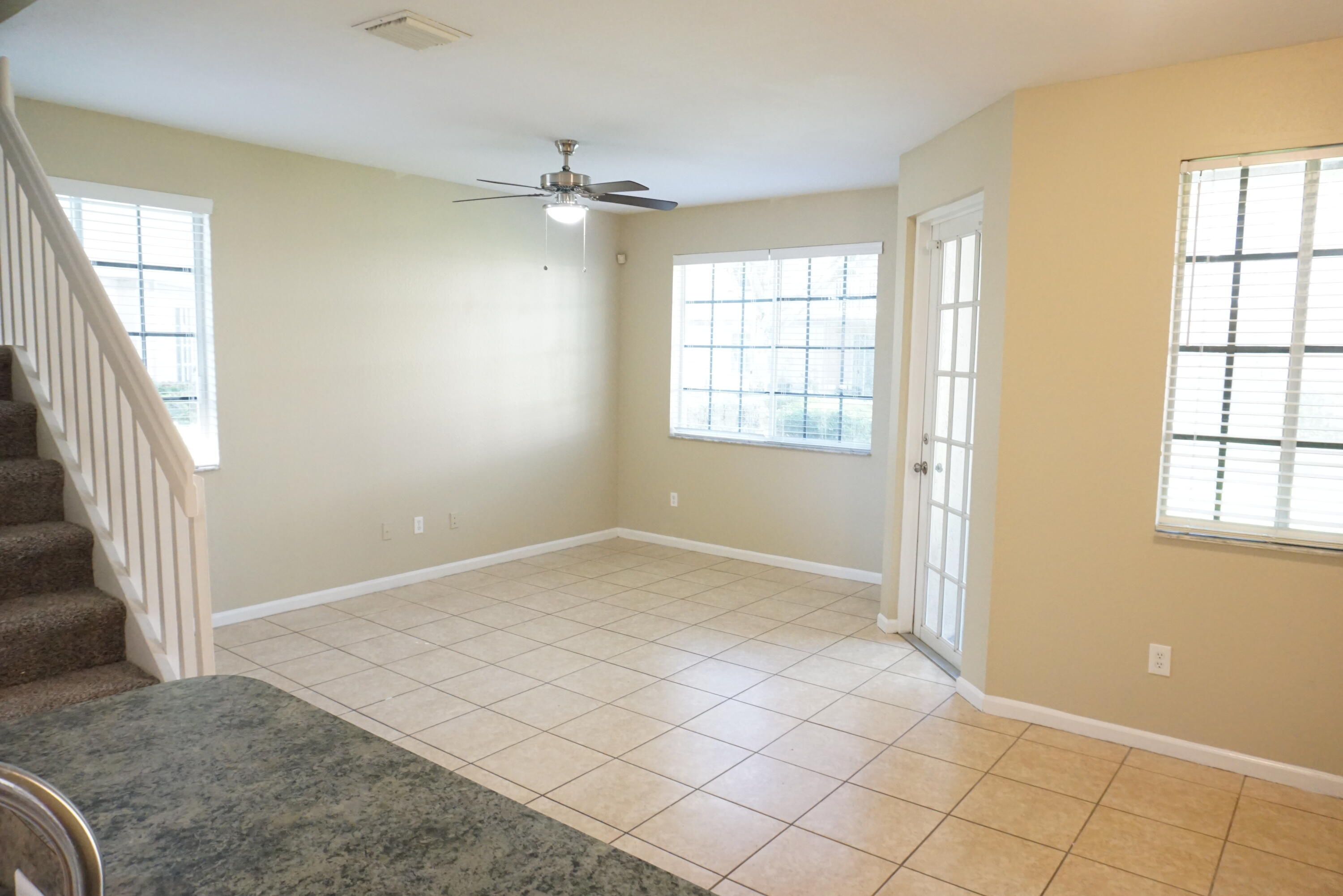MARSH HARBOUR-**LARGE 3 BED 2.5 BATH W/DEN-OFFICE - Residential Lease