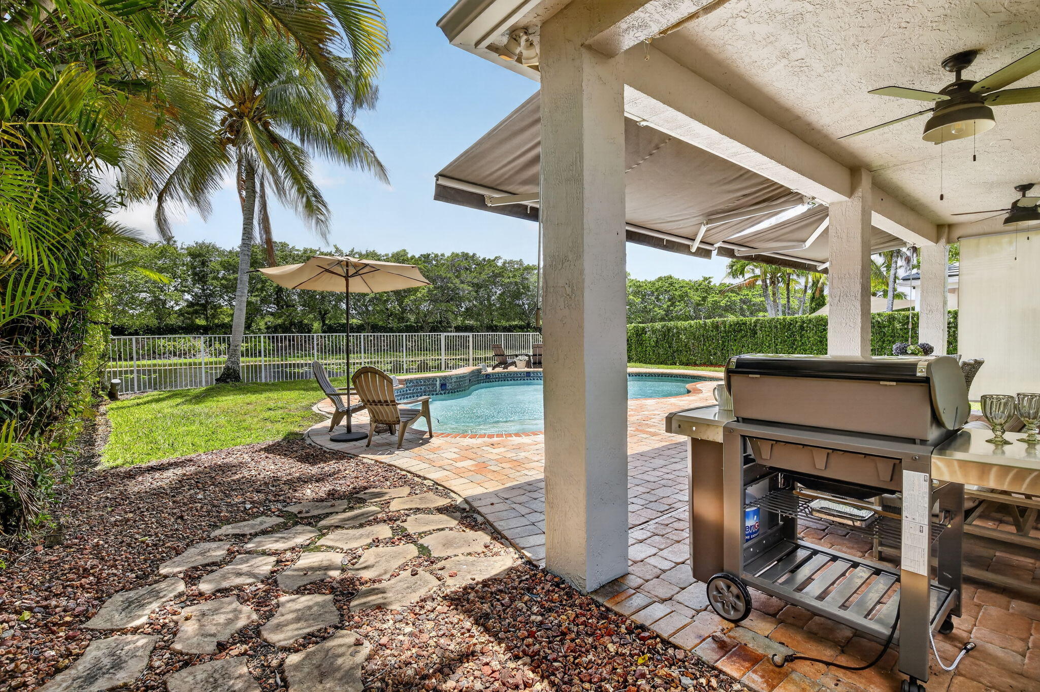 Laurel Ridge - Residential