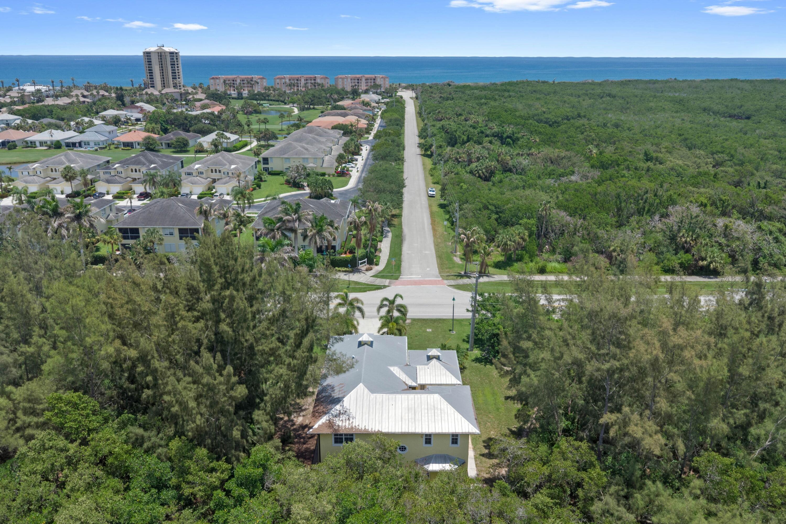SURFSIDE PLAZA UNIT 1 REPLAT - Residential