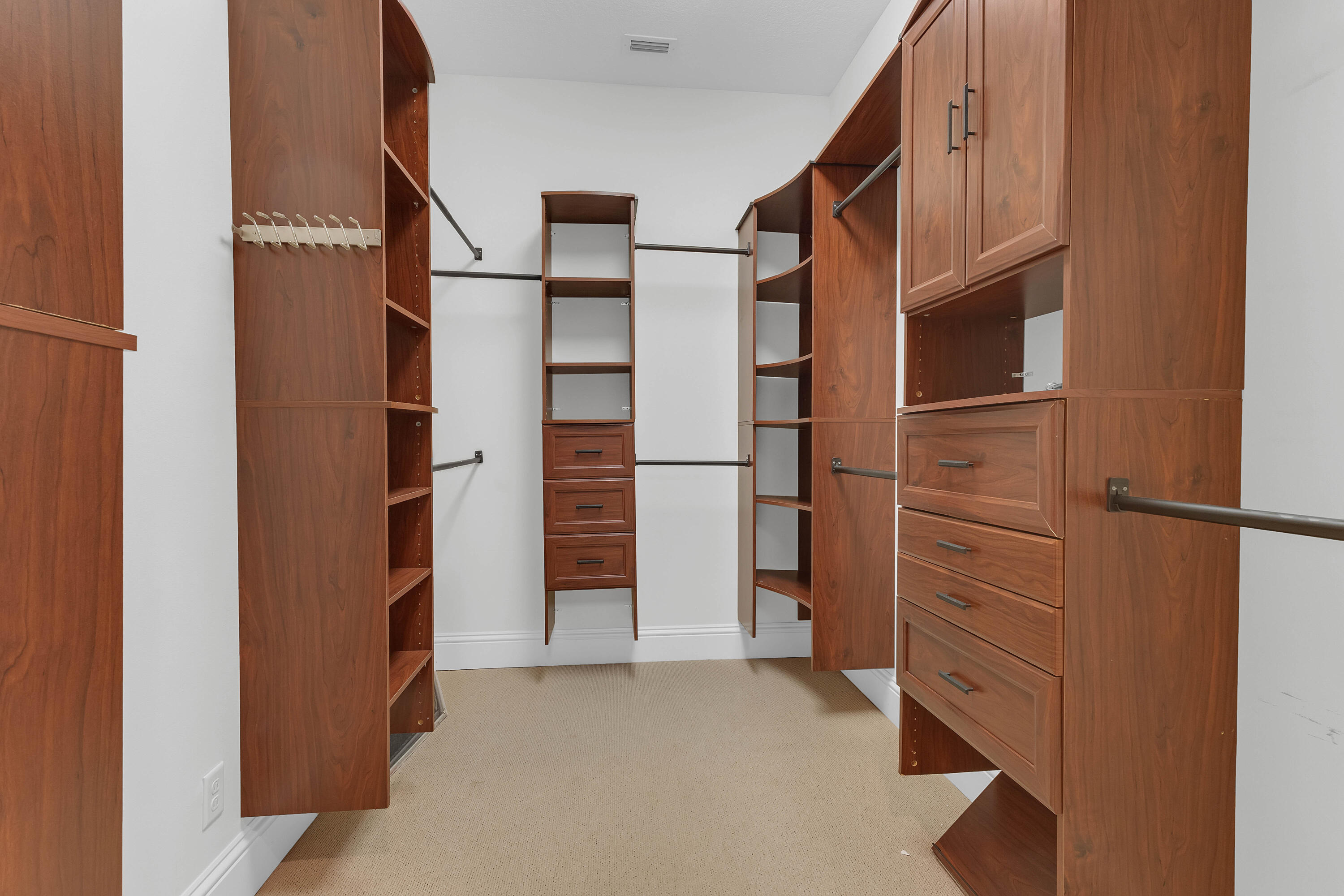 SURFSIDE PLAZA UNIT 1 REPLAT - Residential