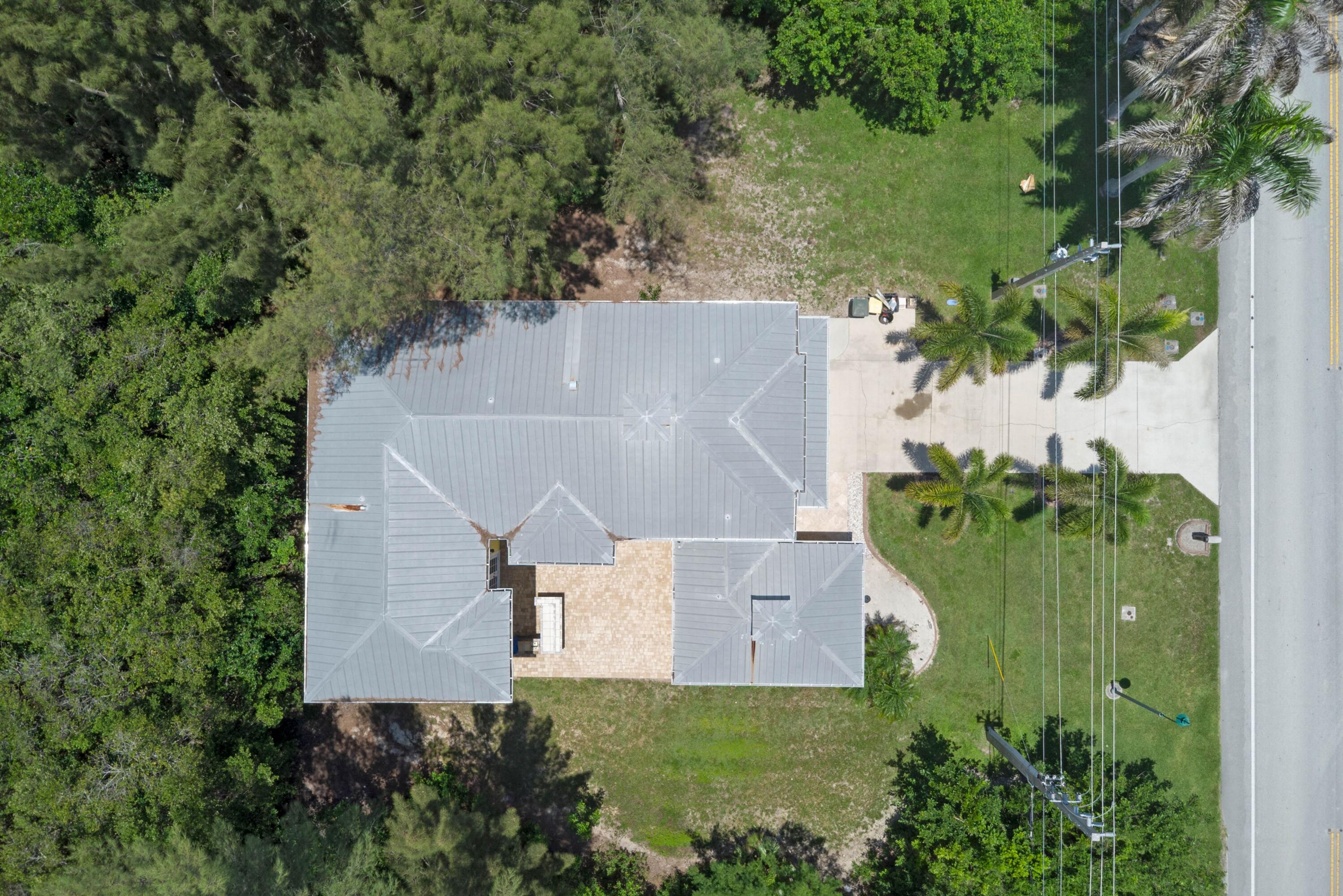 SURFSIDE PLAZA UNIT 1 REPLAT - Residential