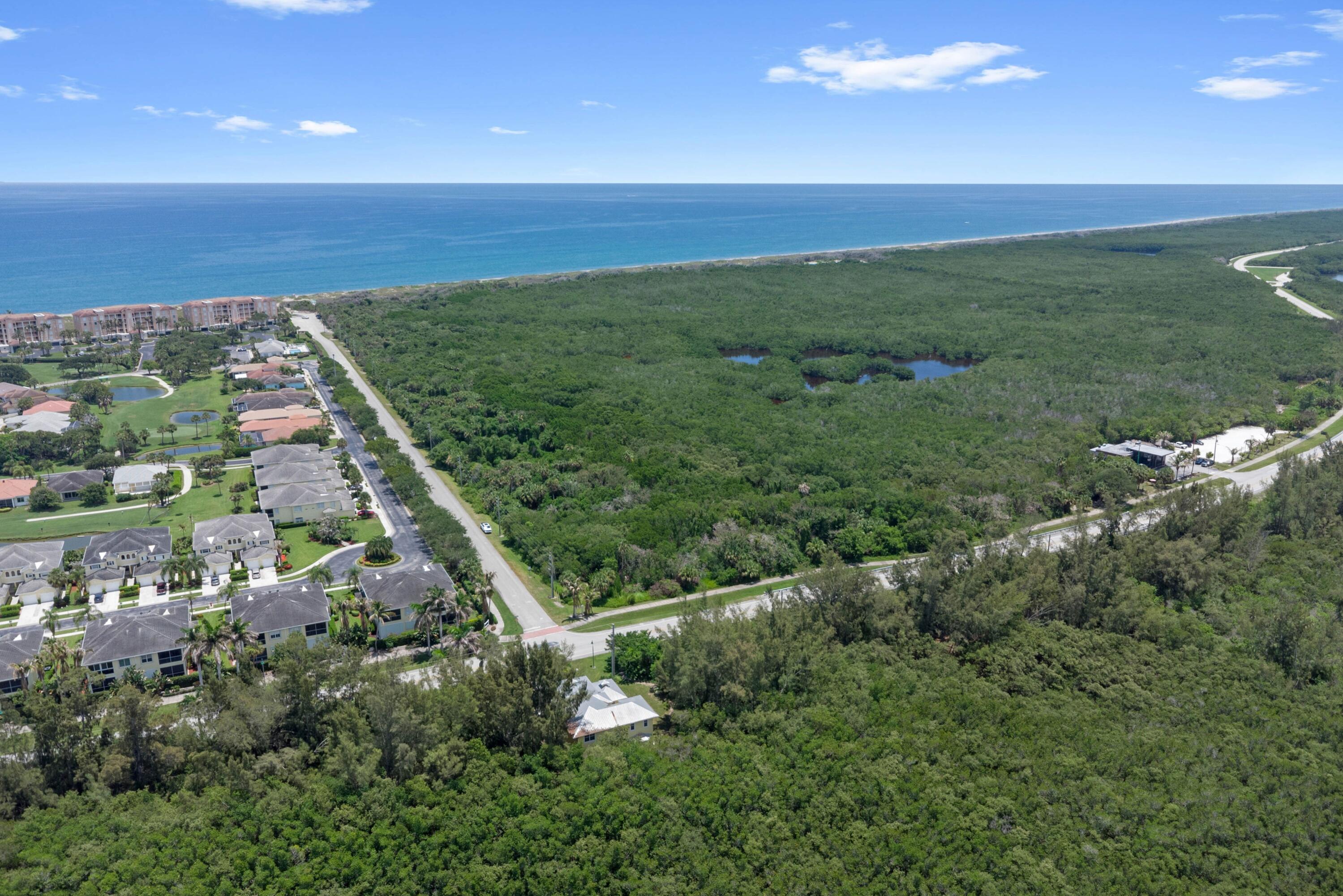 SURFSIDE PLAZA UNIT 1 REPLAT - Residential