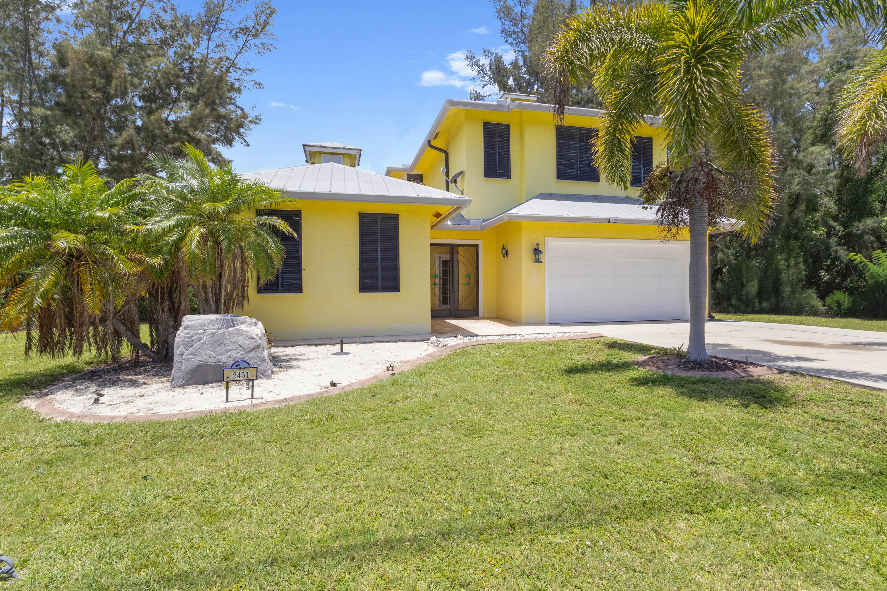 SURFSIDE PLAZA UNIT 1 REPLAT - Residential