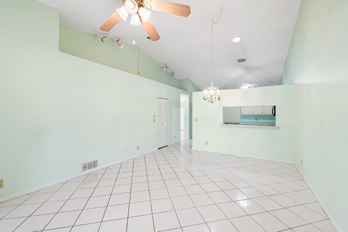 The Landings On Cypress G - Residential