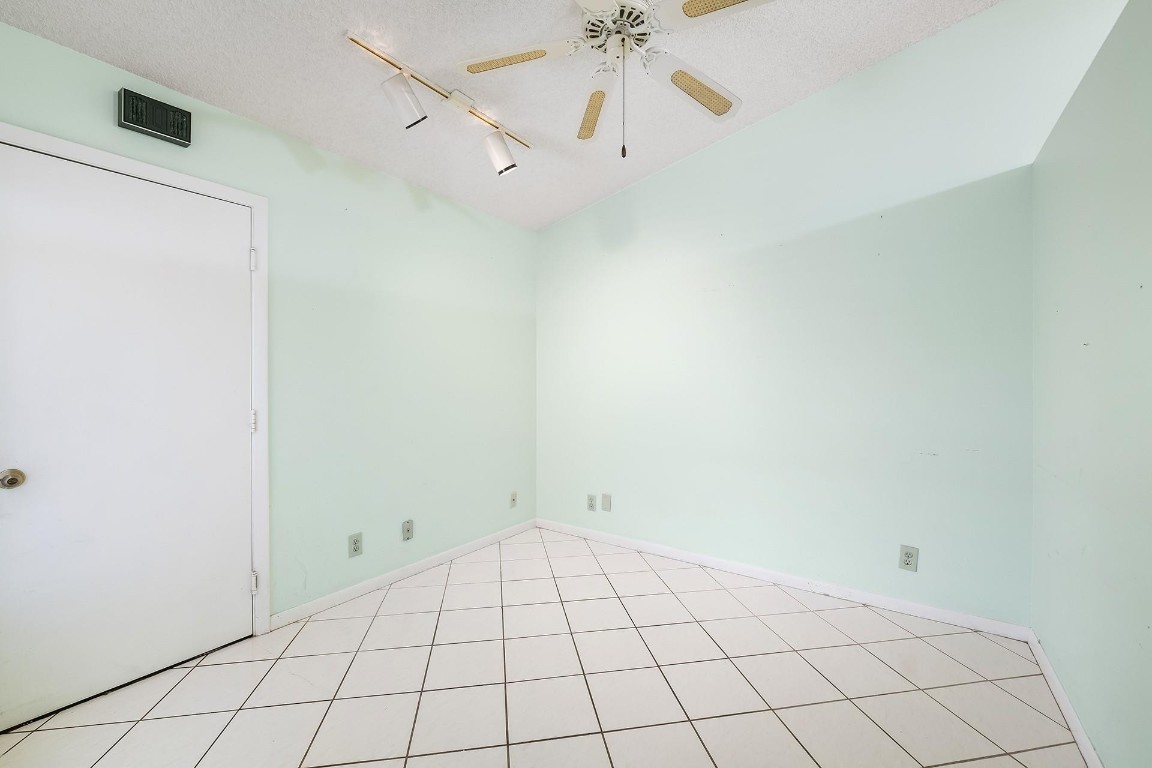 The Landings On Cypress G - Residential