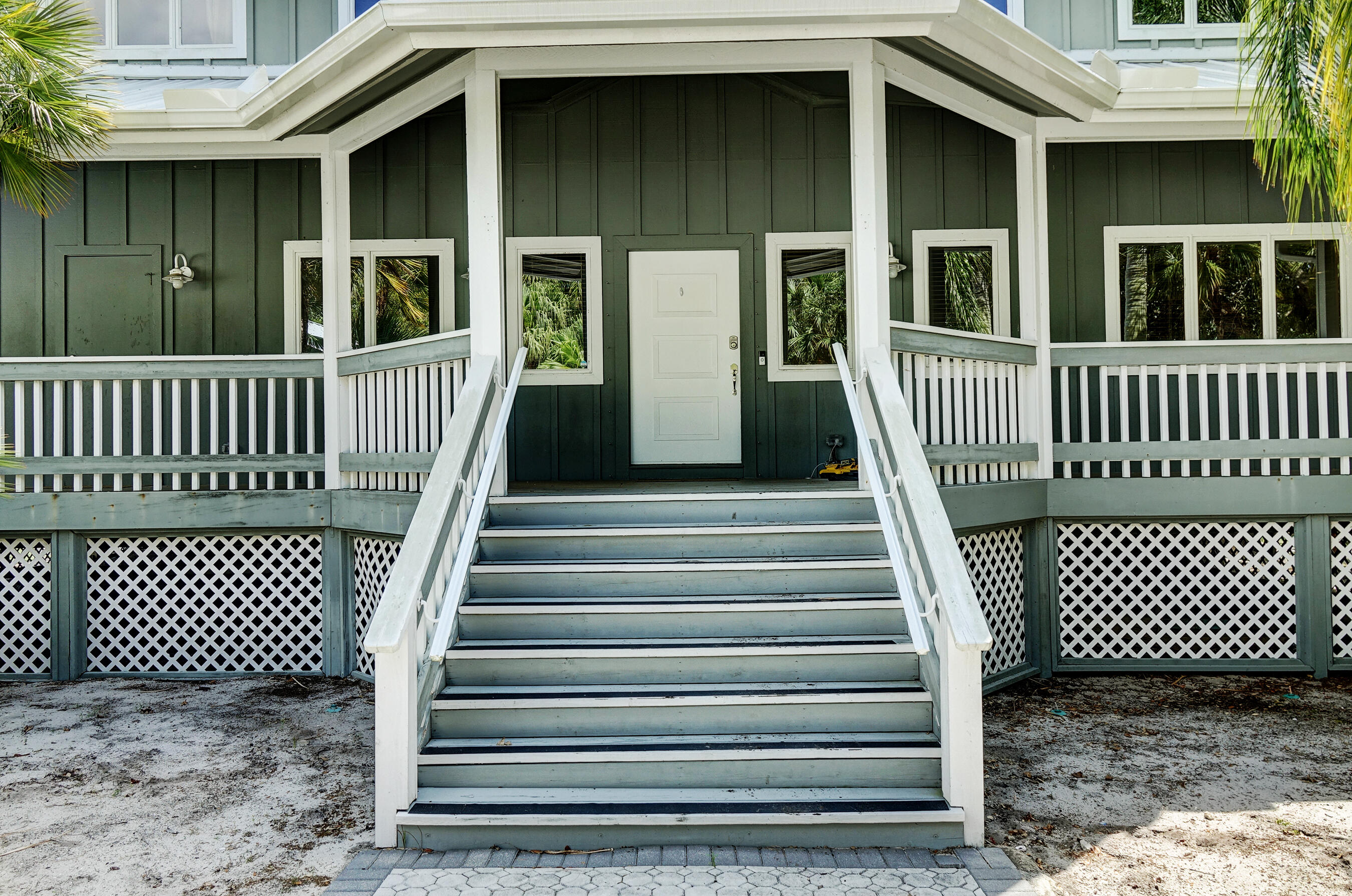TWIN RIVERS - Residential