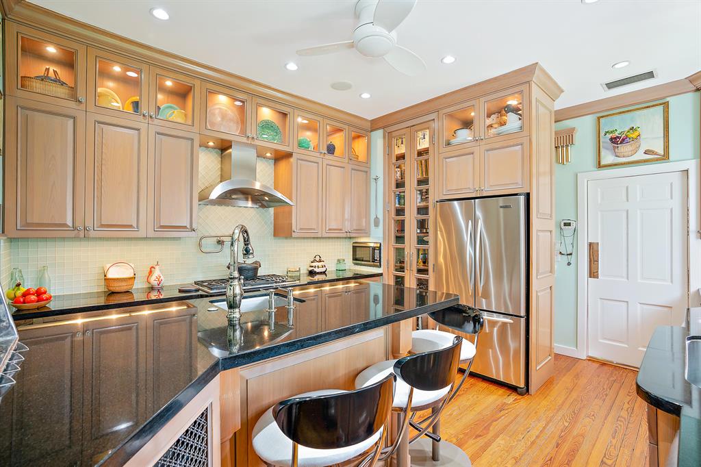 ADAMS - Residential