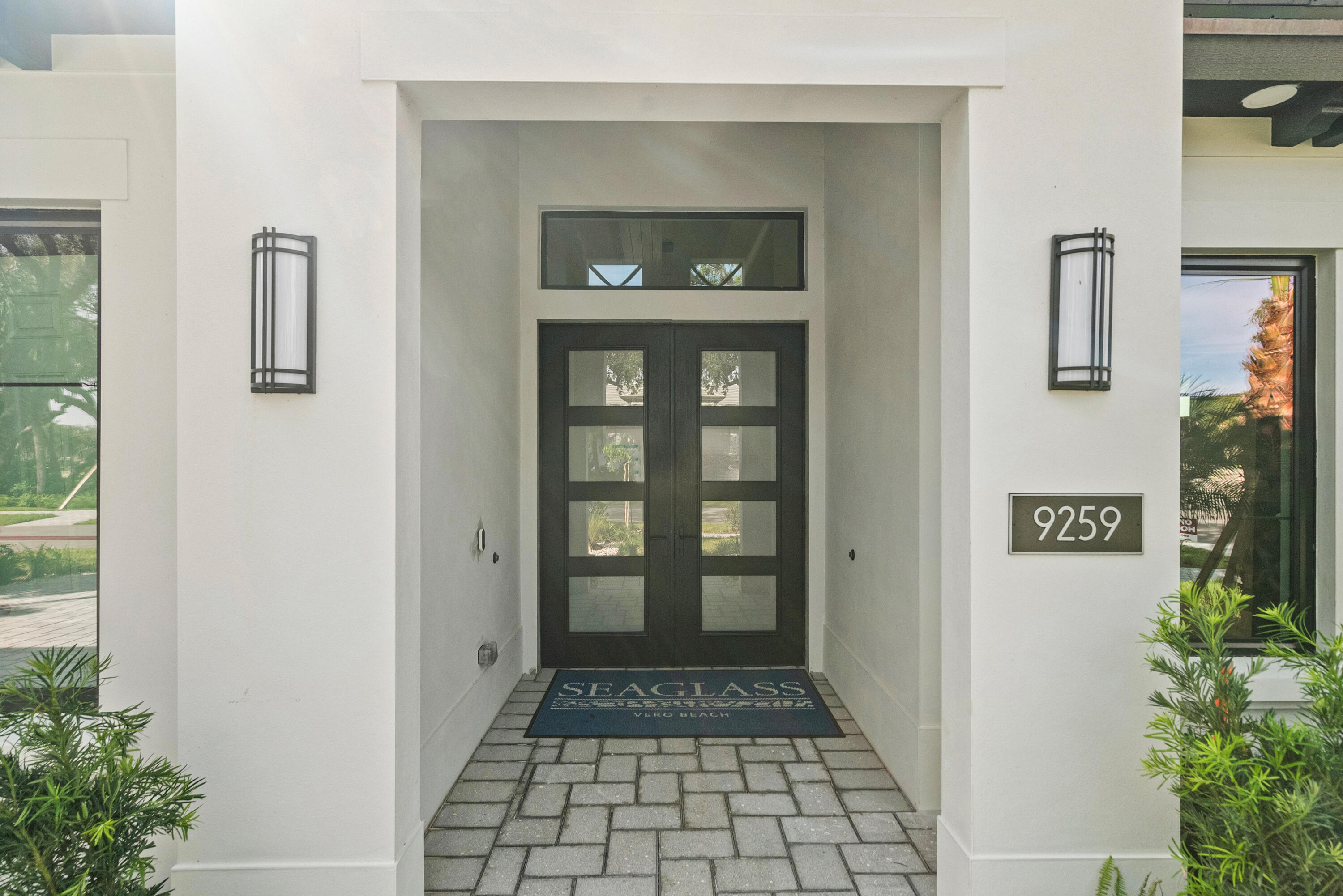 SEAGLASS P. D. - Residential