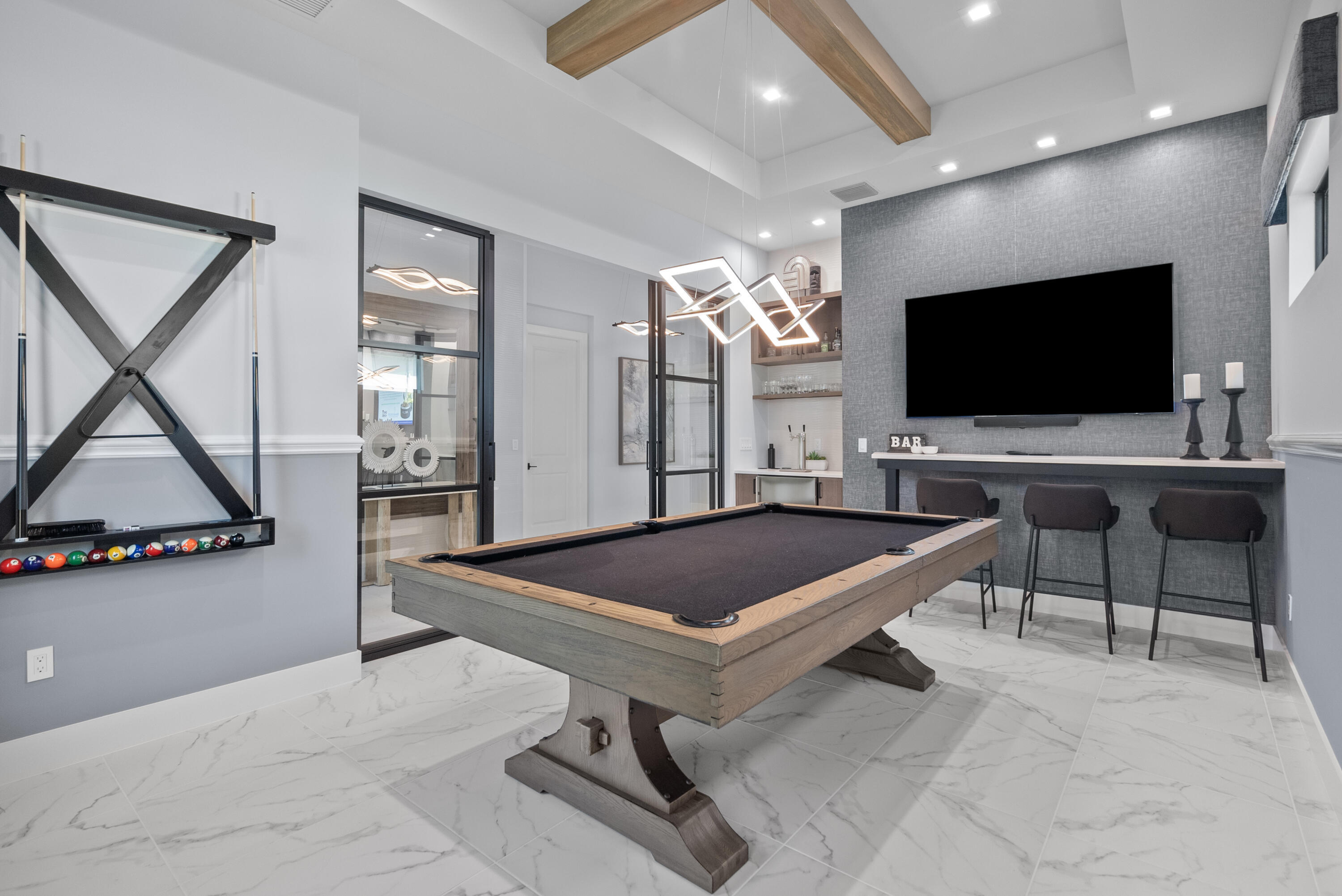 SEAGLASS P. D. - Residential