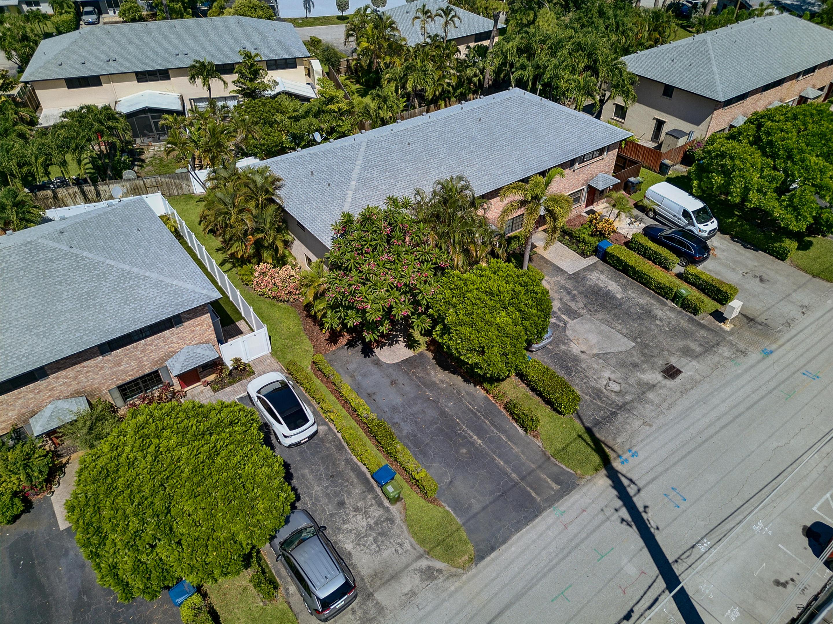 Wilton Pines Townhomes - Residential