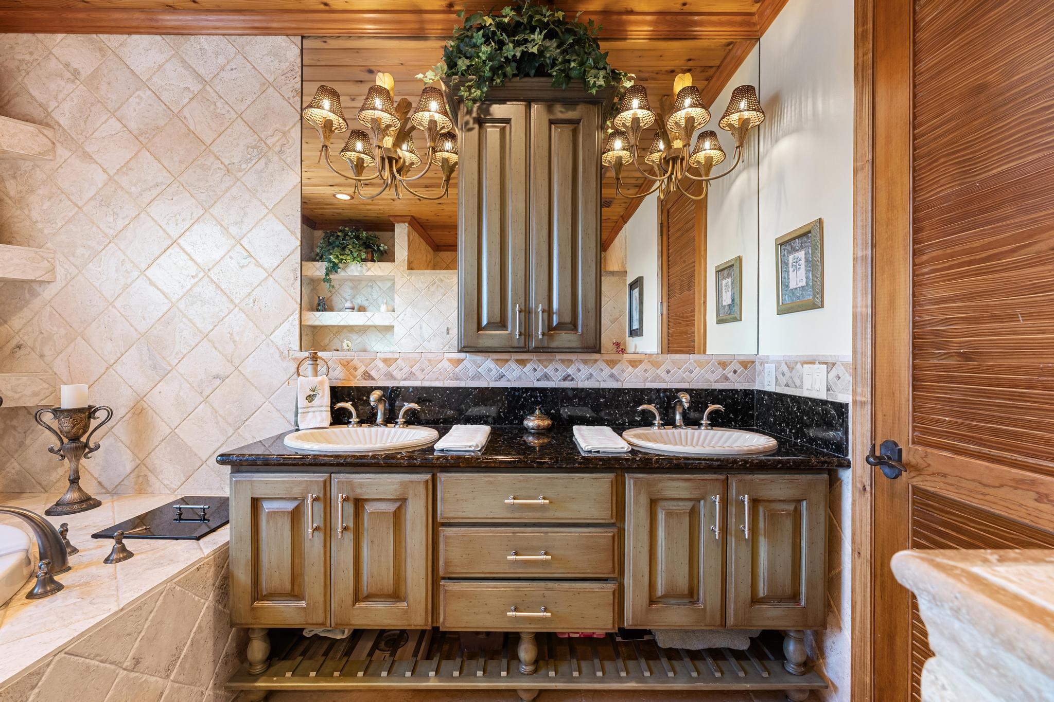 ROCKY POINT ESTATES - Residential