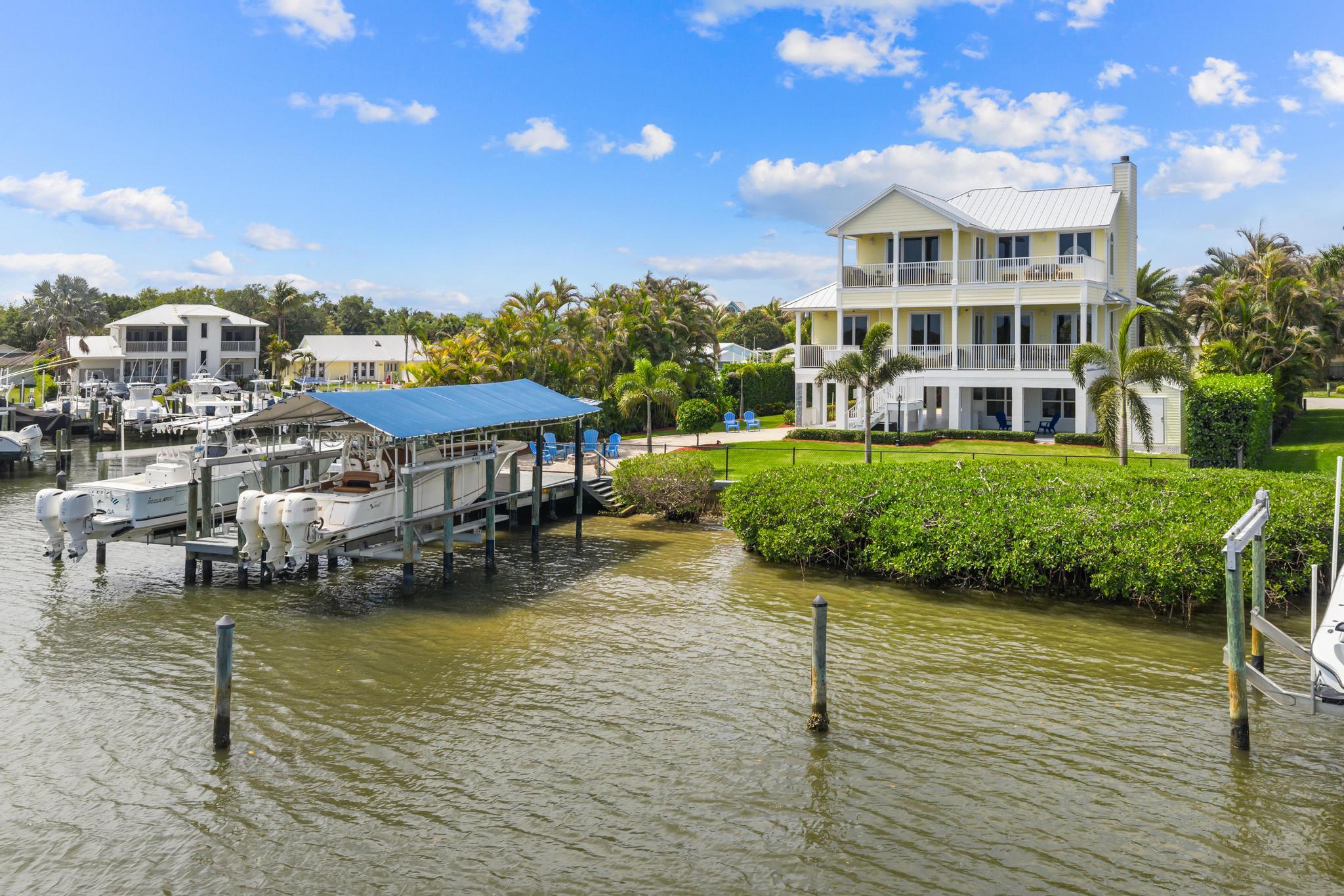 ROCKY POINT ESTATES - Residential