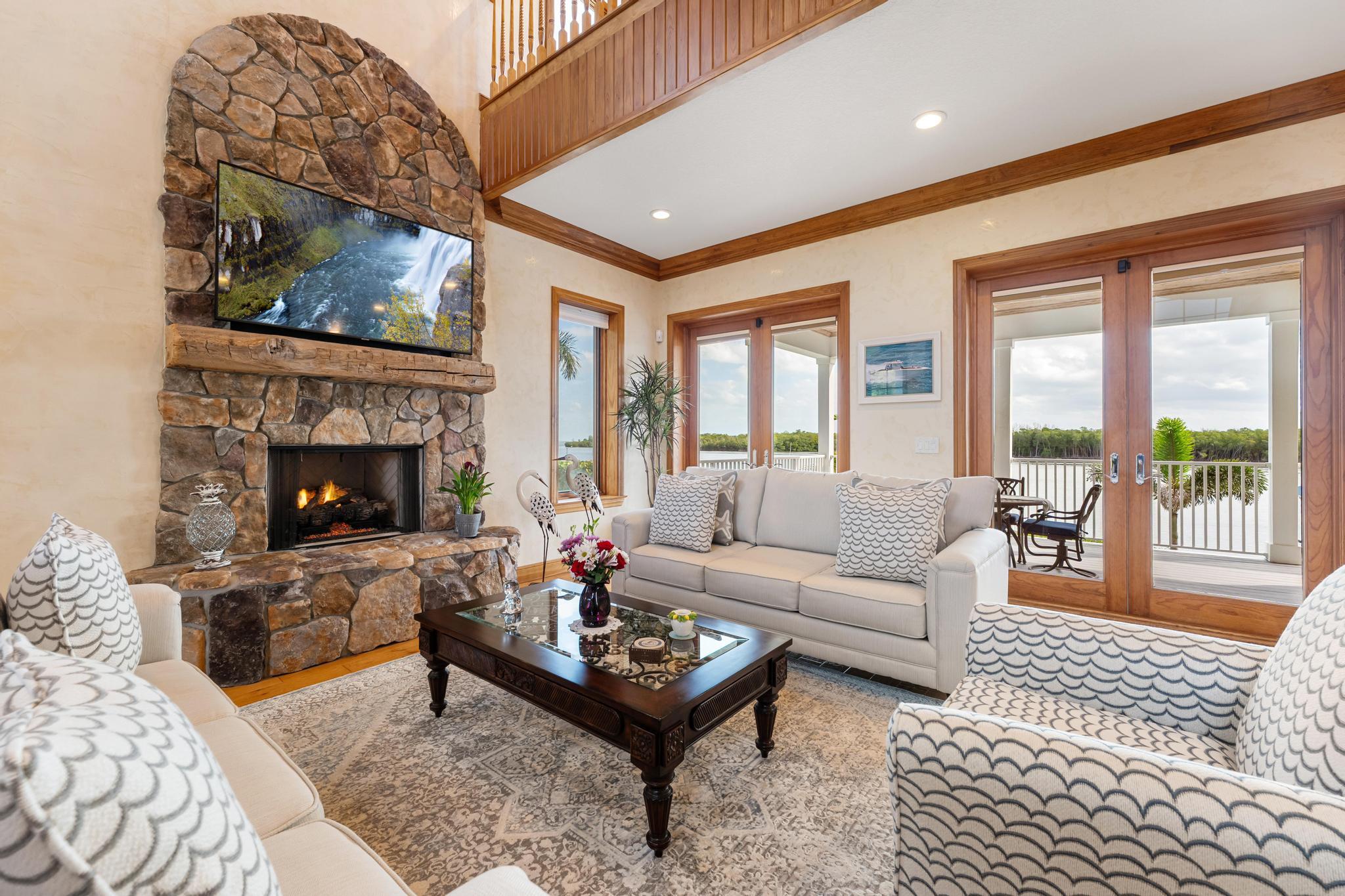 ROCKY POINT ESTATES - Residential