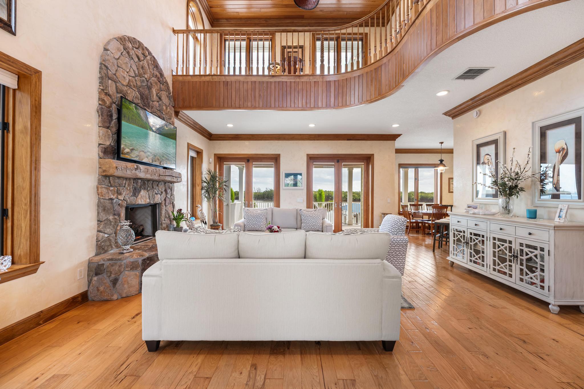 ROCKY POINT ESTATES - Residential