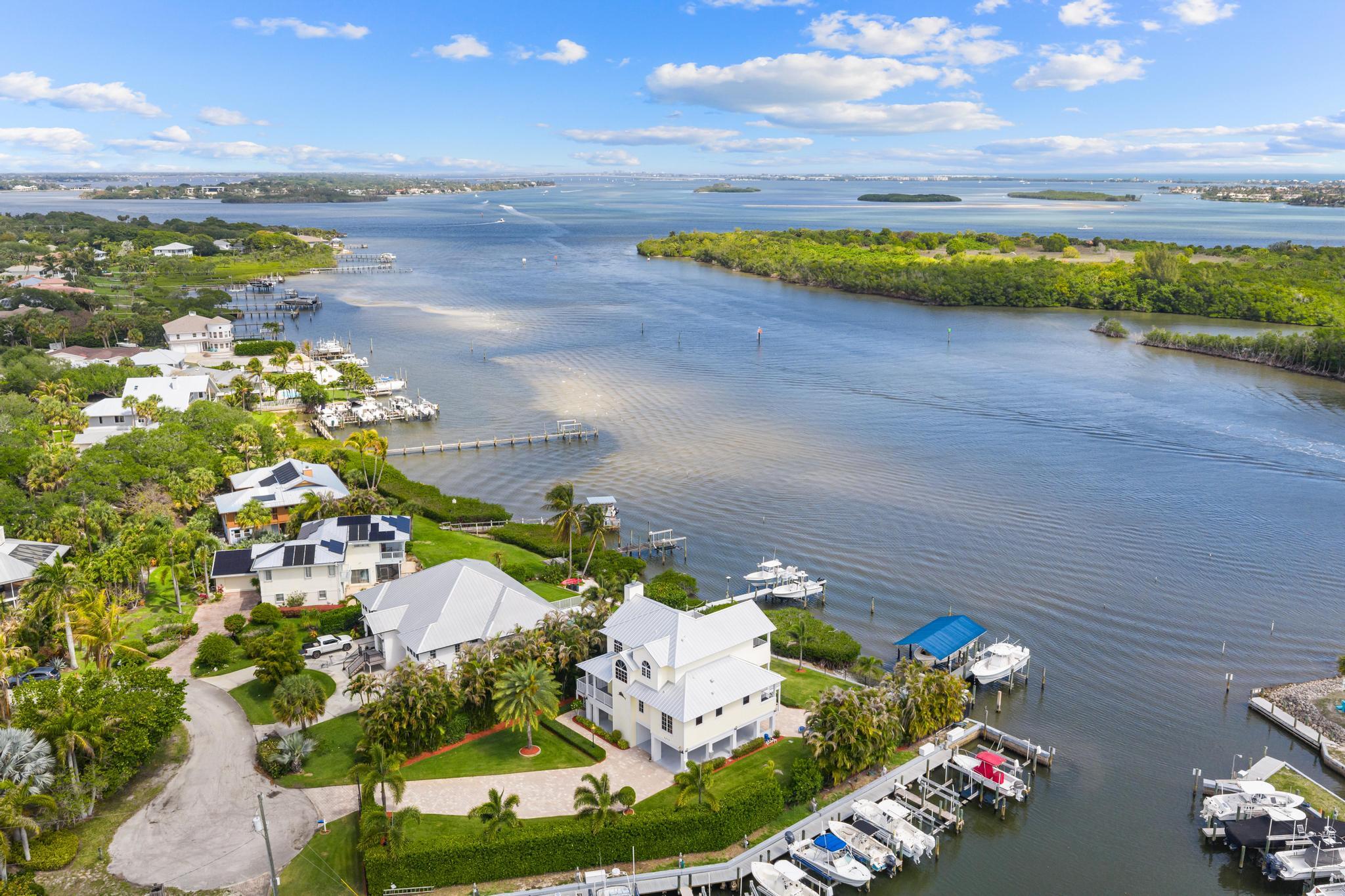 ROCKY POINT ESTATES - Residential