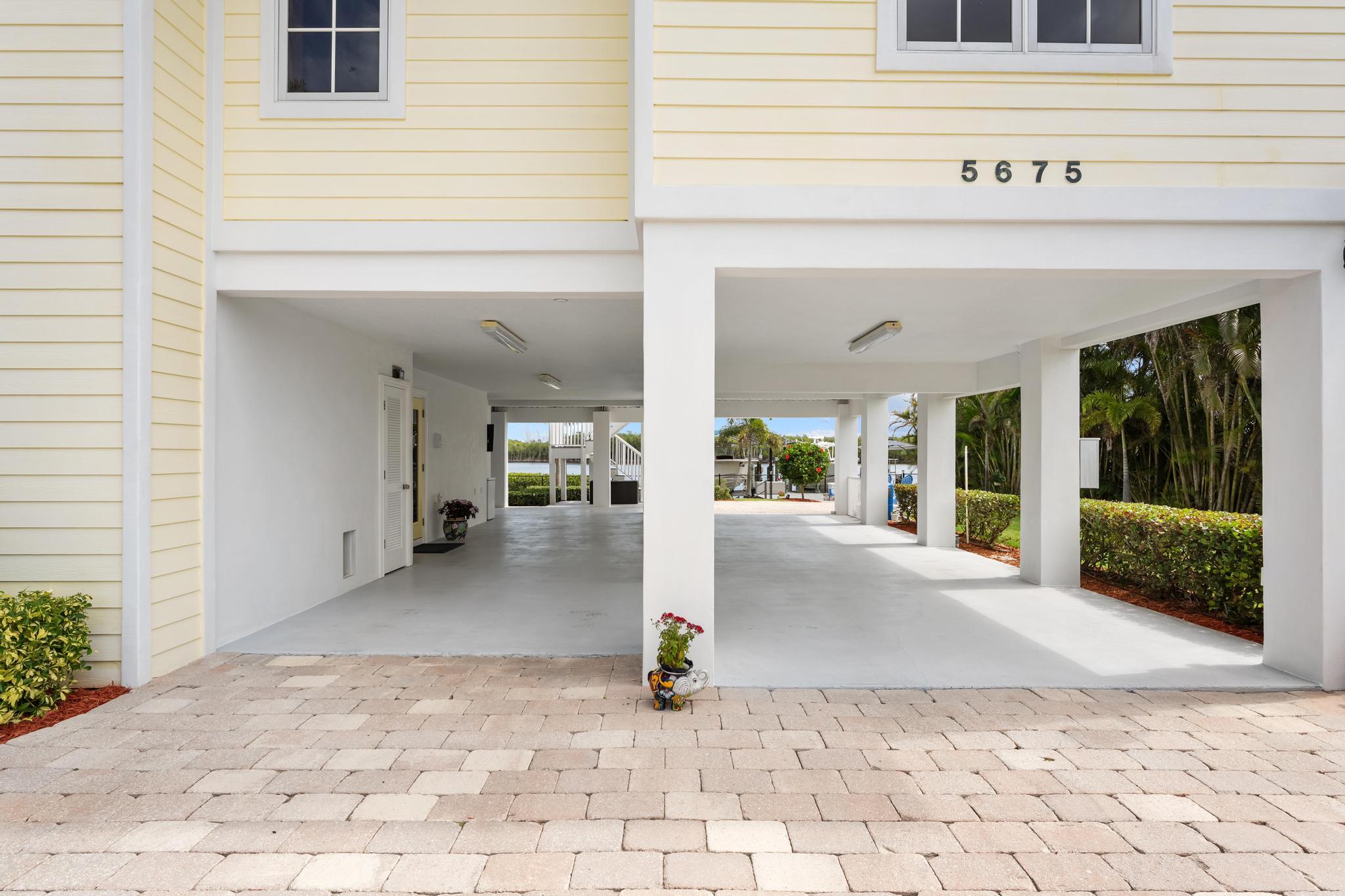 ROCKY POINT ESTATES - Residential