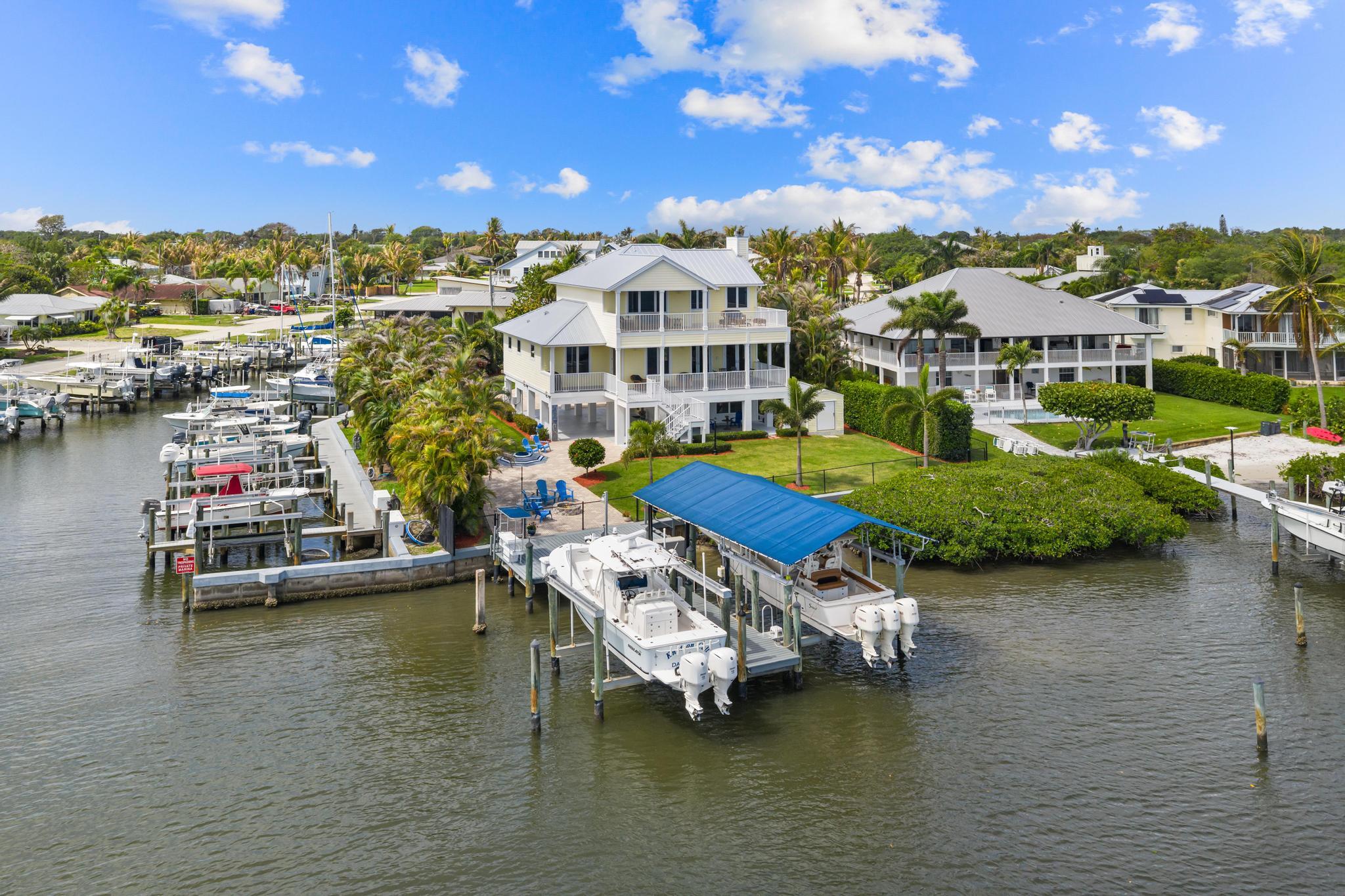 ROCKY POINT ESTATES - Residential