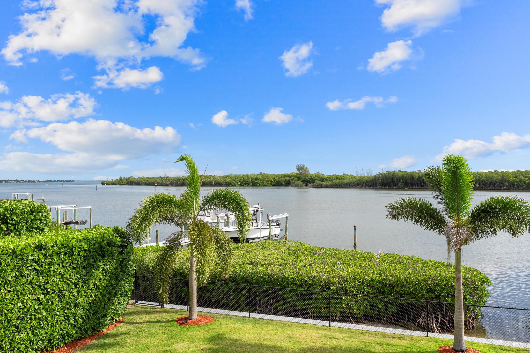 ROCKY POINT ESTATES - Residential