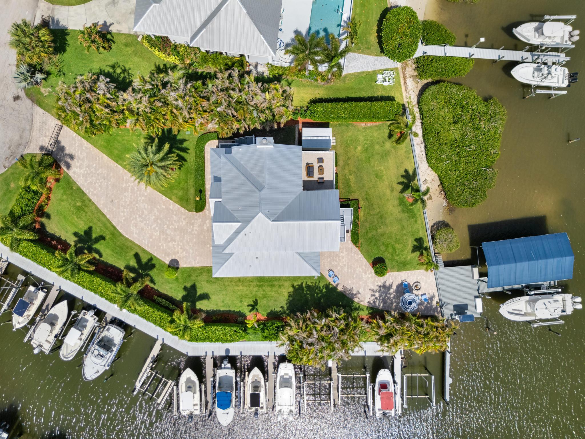 ROCKY POINT ESTATES - Residential
