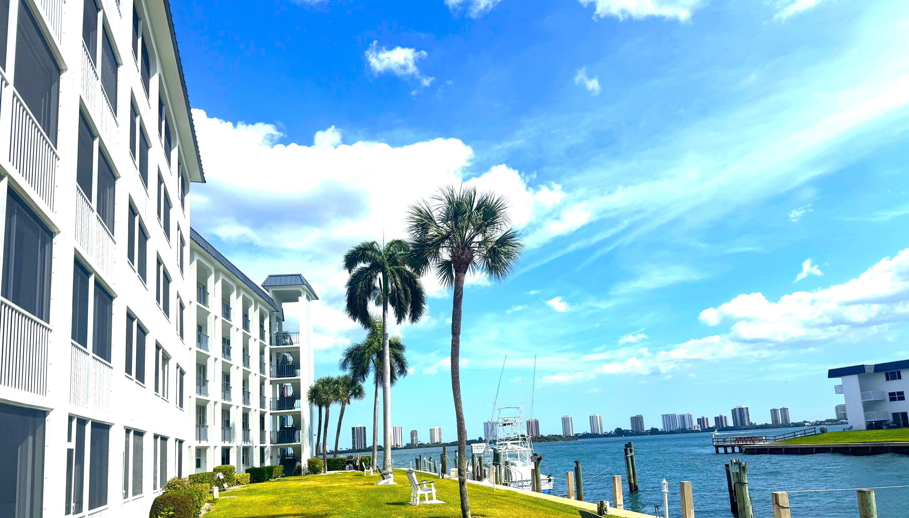 PARADISE HARBOUR CONDO - Residential