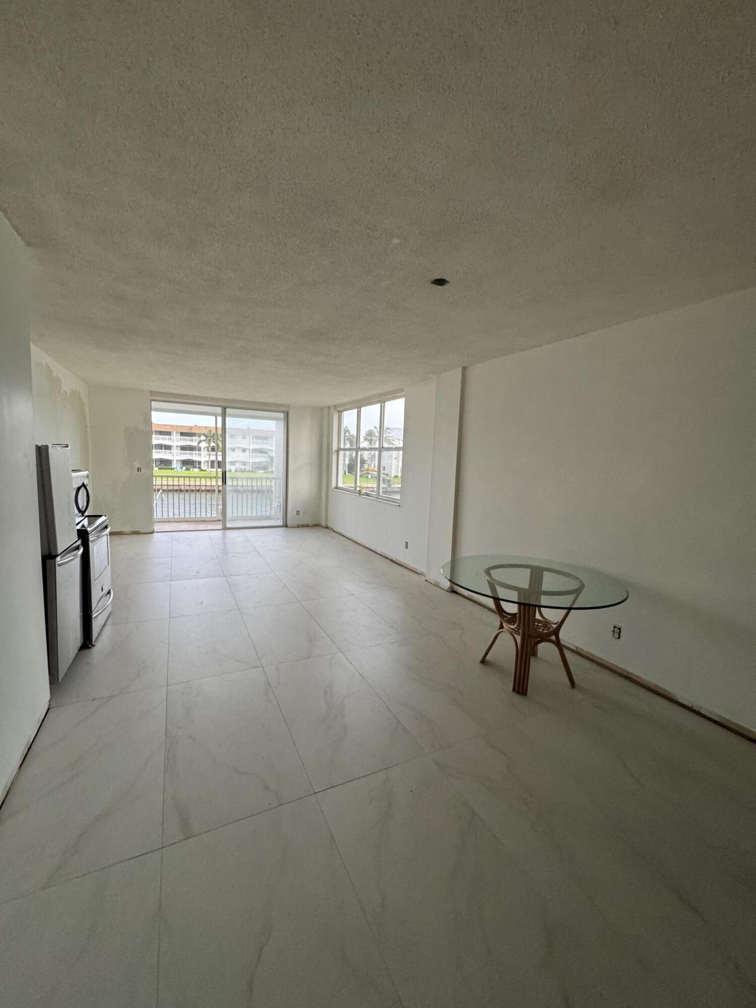 PARADISE HARBOUR CONDO - Residential