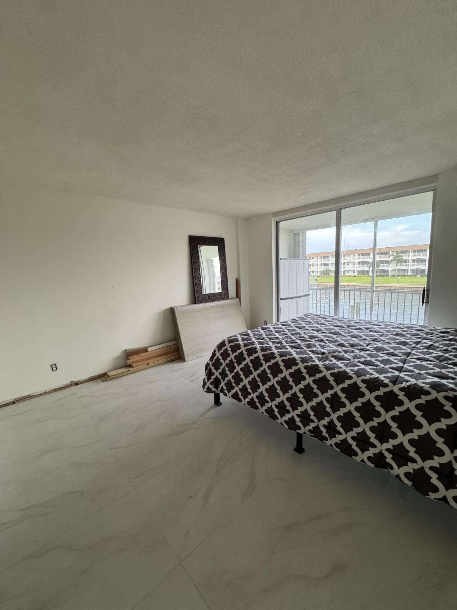 PARADISE HARBOUR CONDO - Residential
