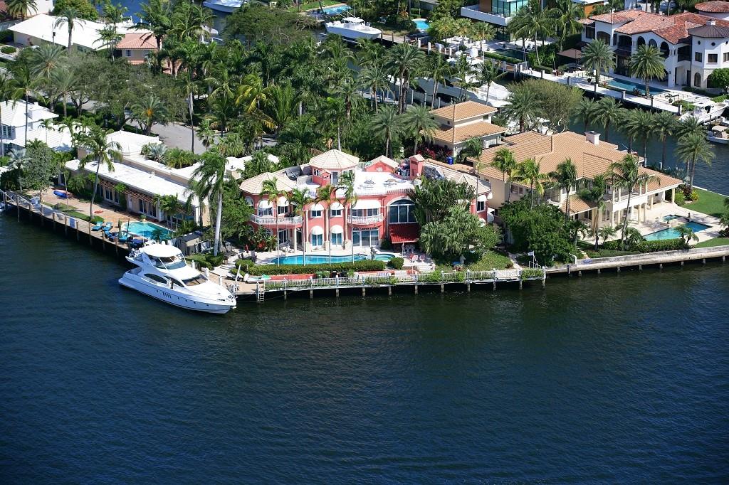 Las Olas Isles - Residential
