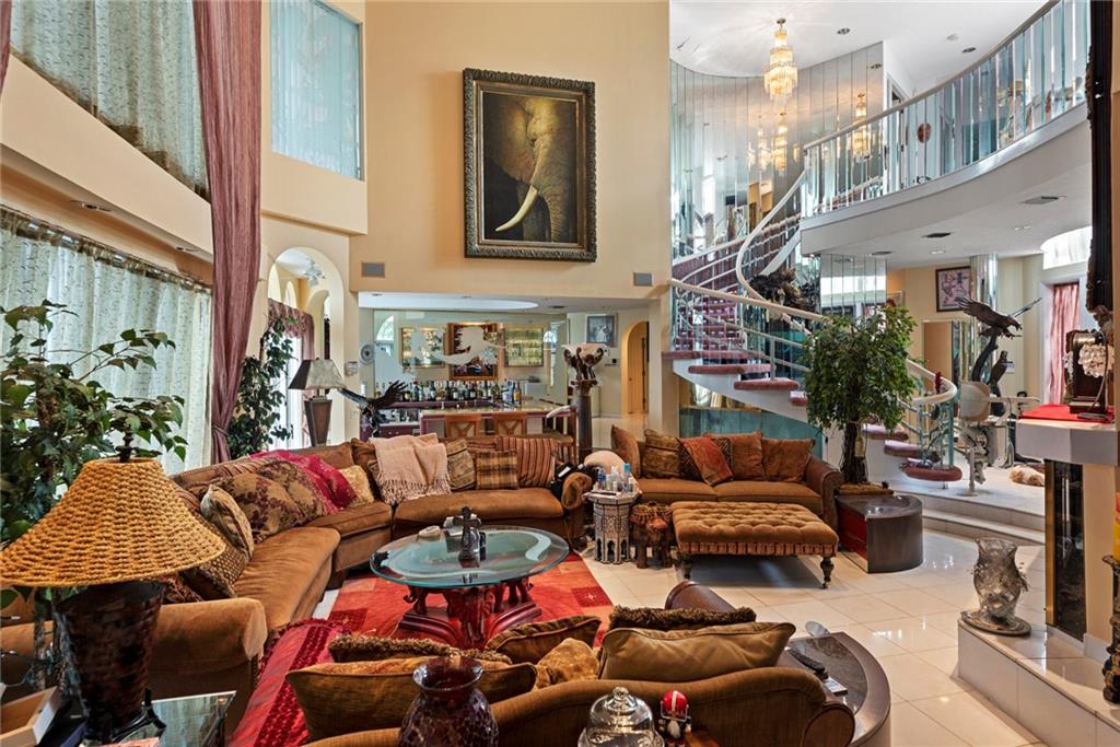 Las Olas Isles - Residential