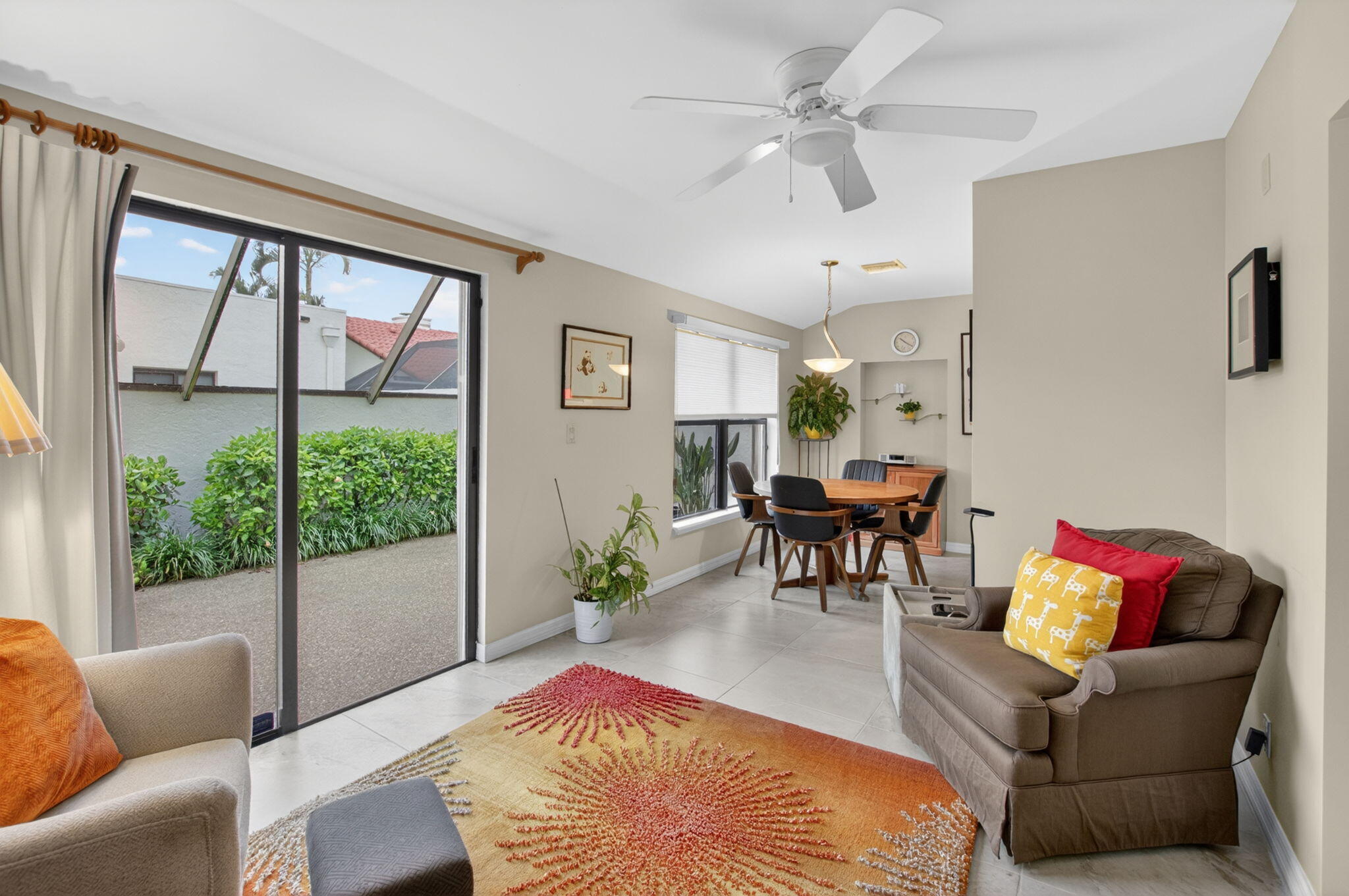 PRADERA - Residential
