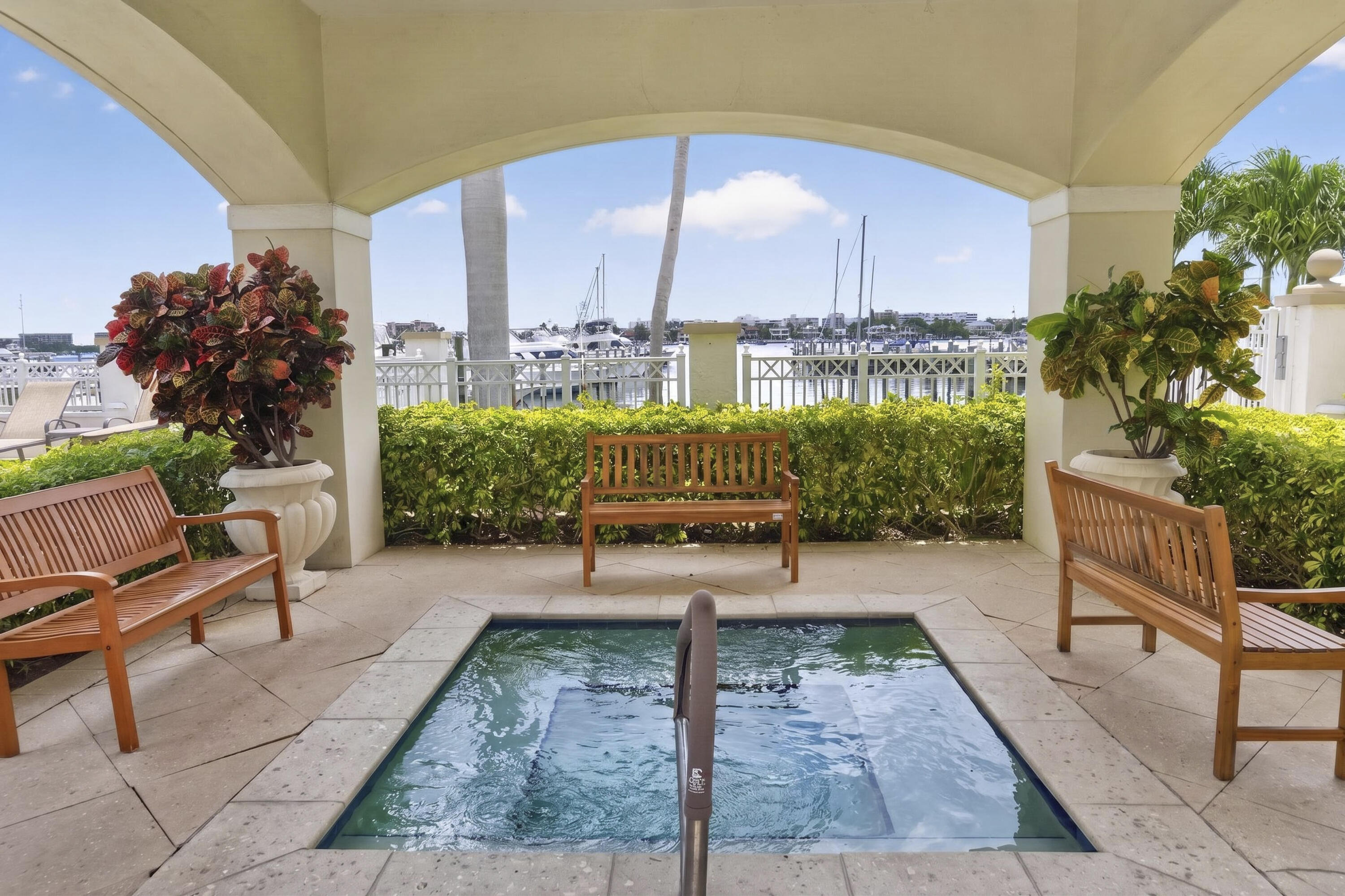 MOORINGS AT LANTANA CONDO 2 - Residential