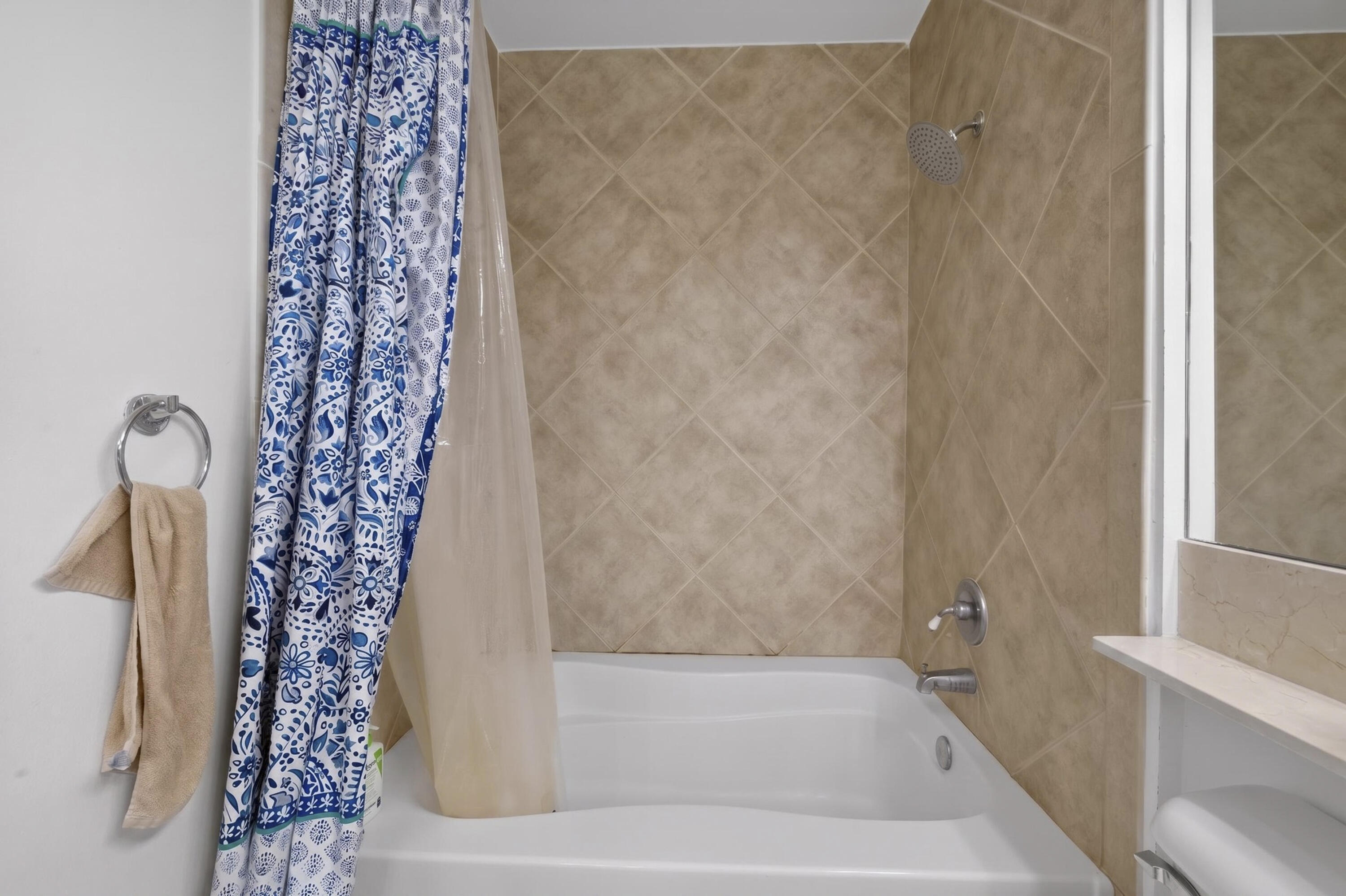MOORINGS AT LANTANA CONDO 2 - Residential