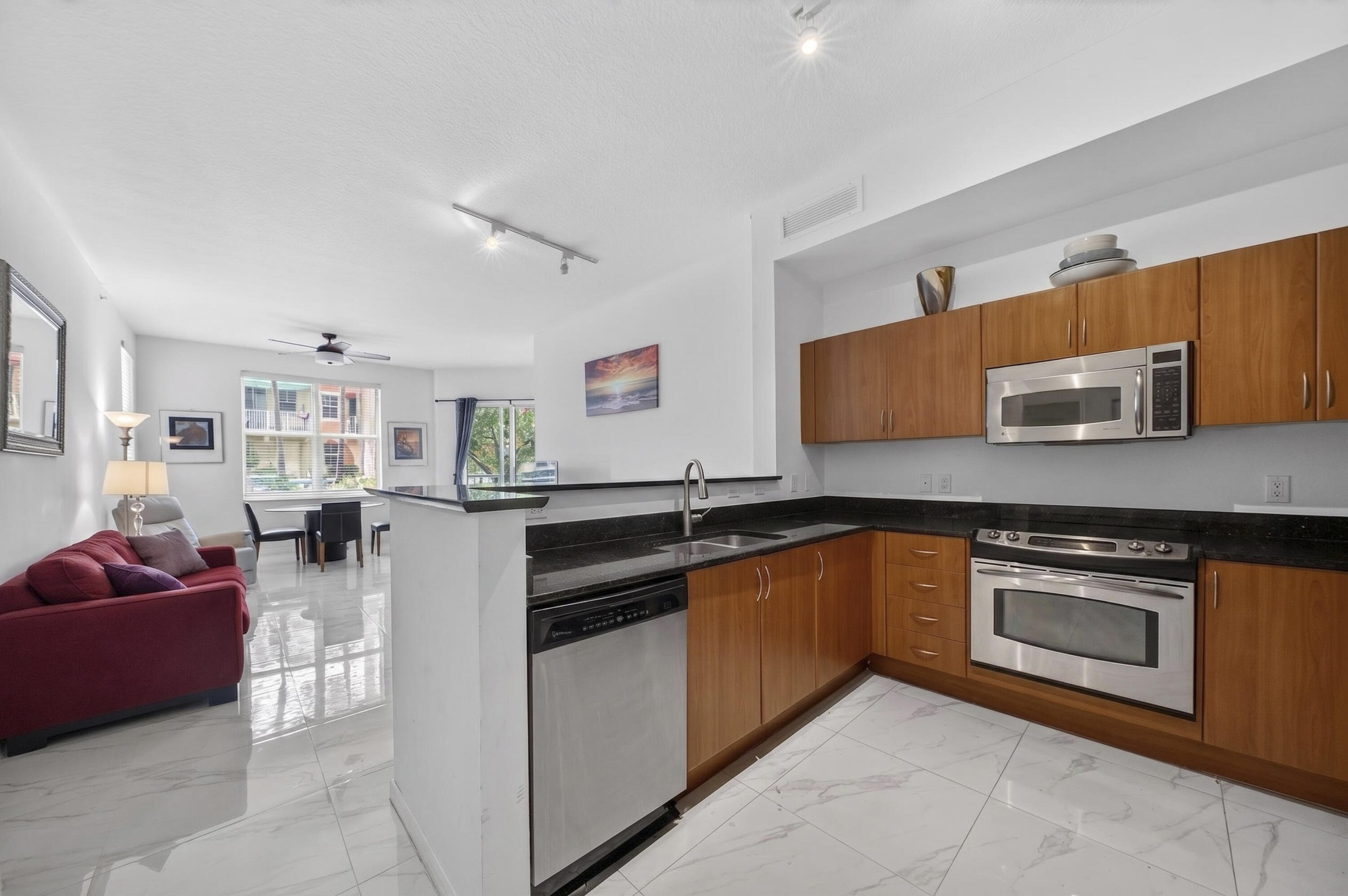MOORINGS AT LANTANA CONDO 2 - Residential