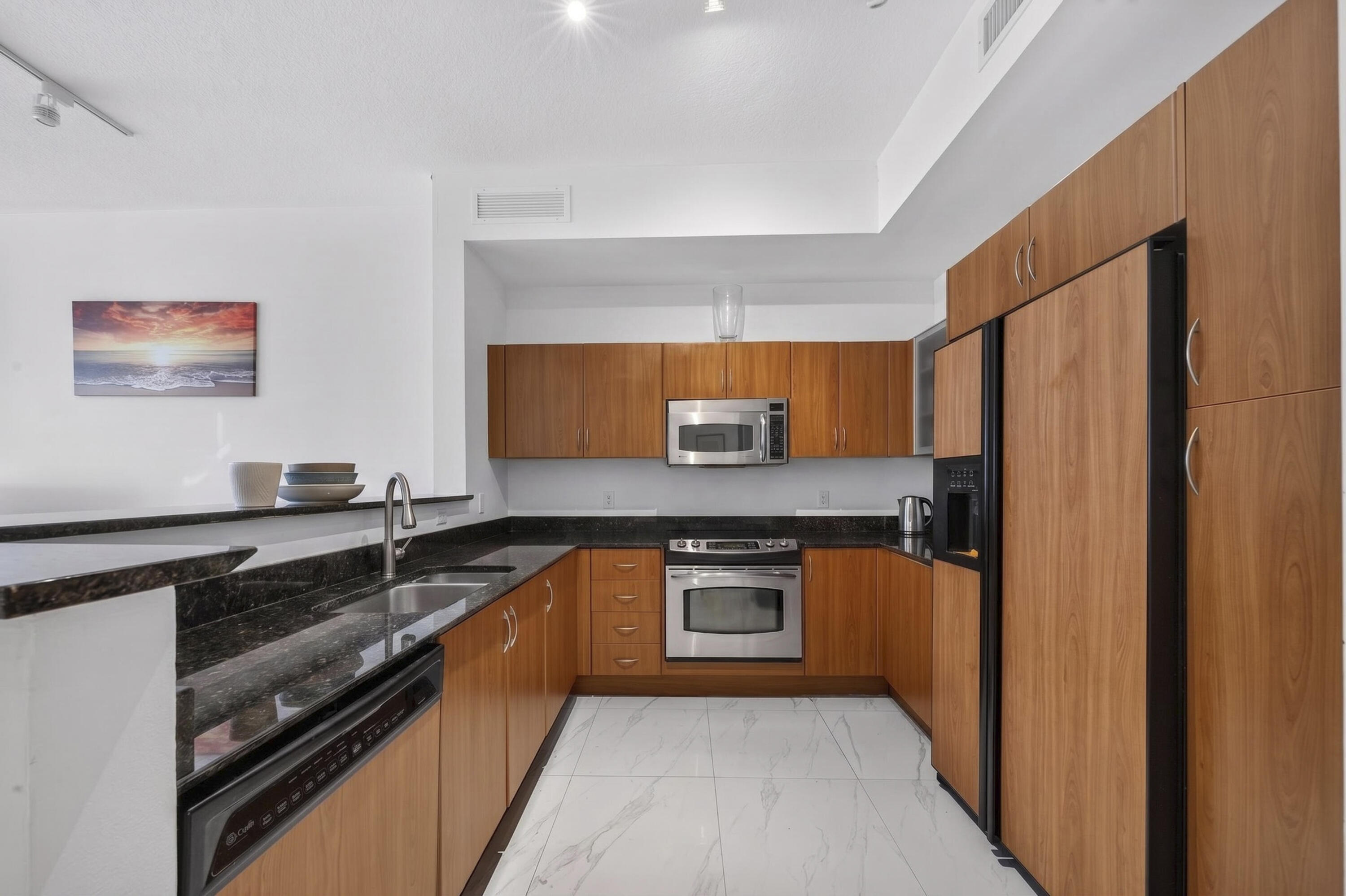 MOORINGS AT LANTANA CONDO 2 - Residential