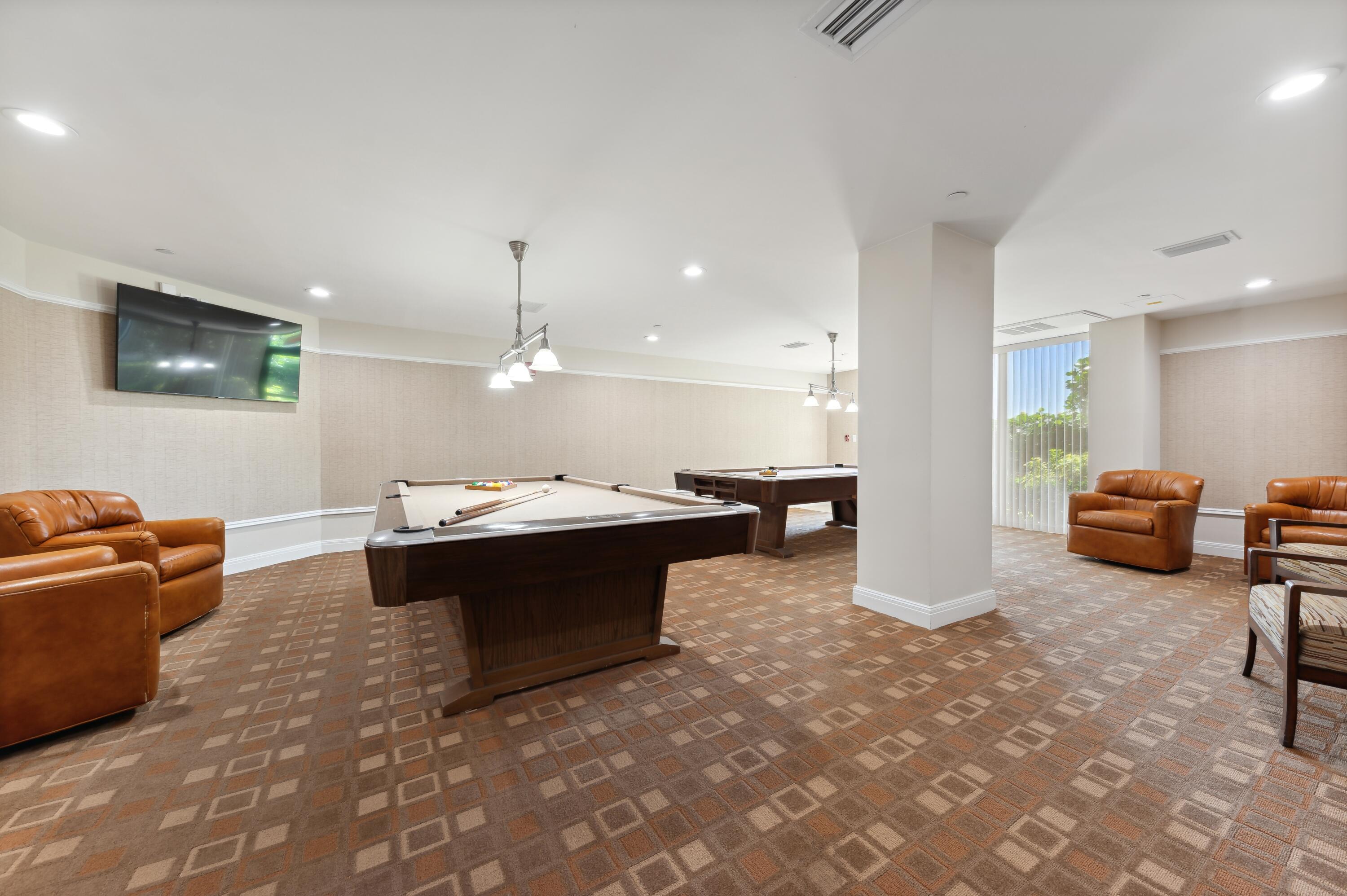 TIARA CONDO - Residential